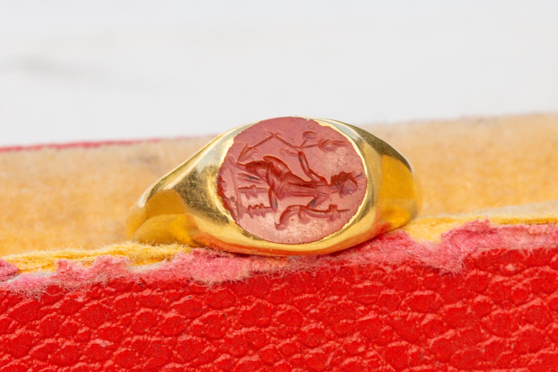 Small Ancient Roman Fortuna Intaglio Ring Engraved Jasper Antique Signet Ring  2