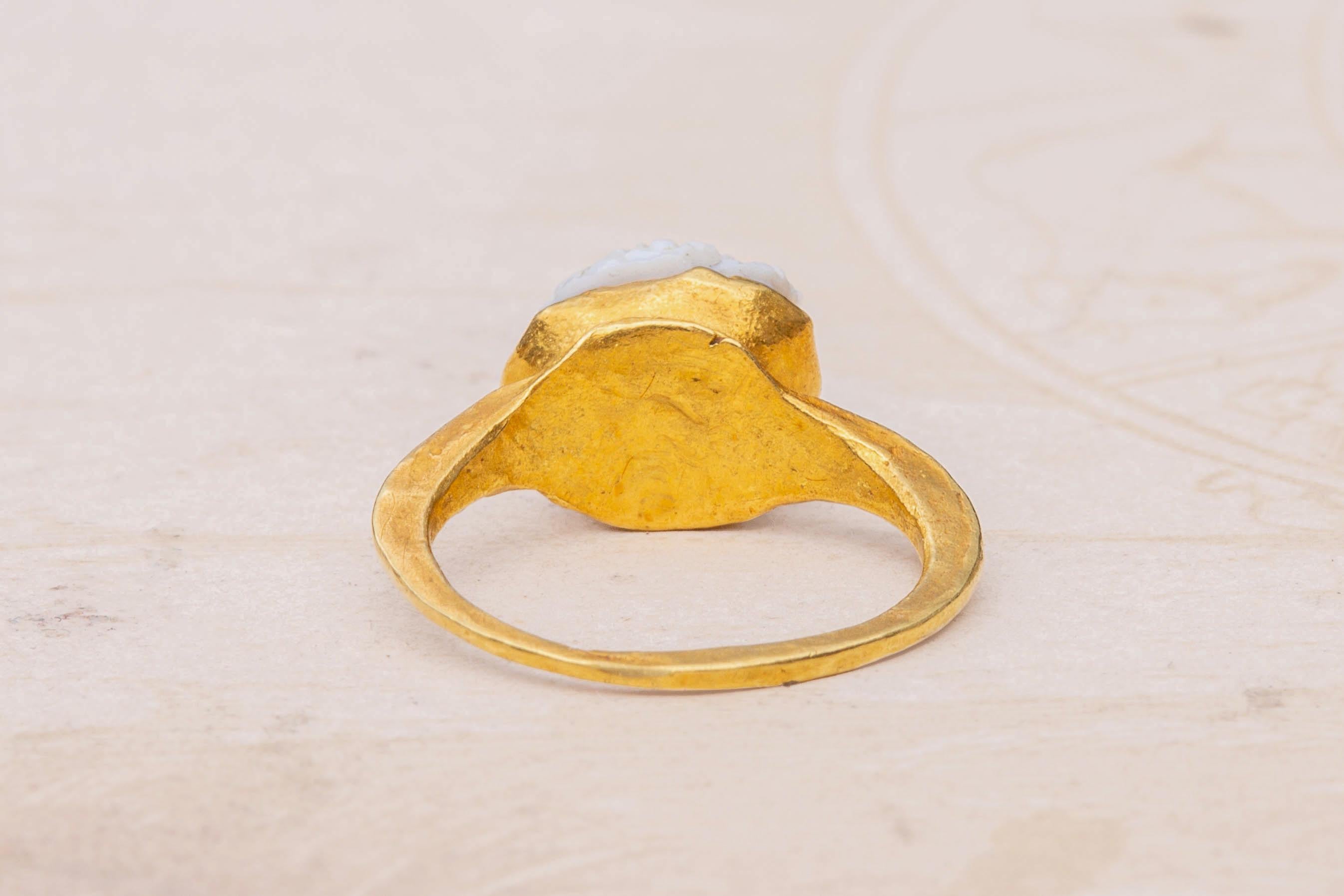 Small Ancient Roman Medusa Carved Cameo Gold Ring 2nd Century Gem Carving For Sale 5