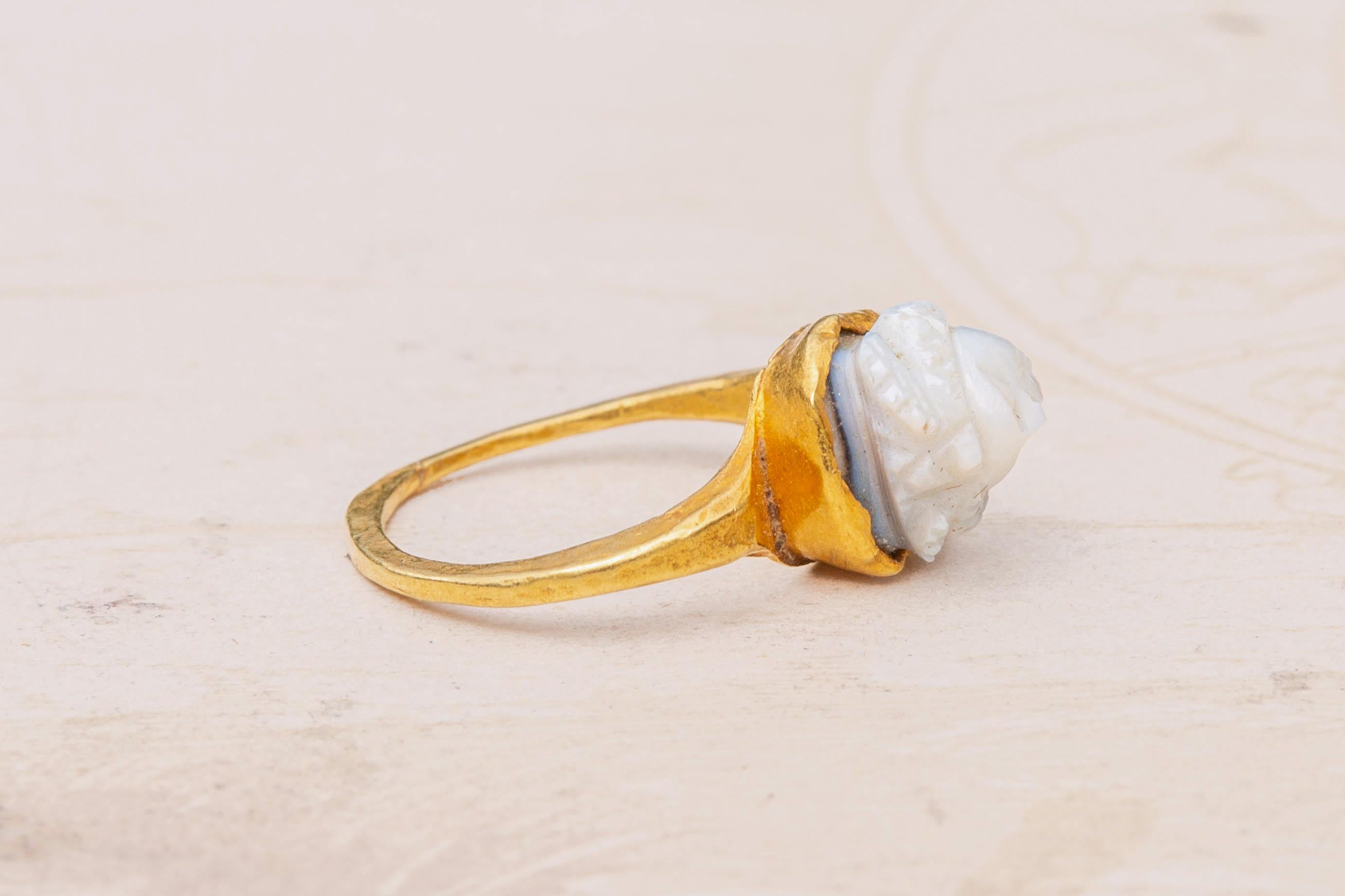 Small Ancient Roman Medusa Carved Cameo Gold Ring 2nd Century Gem Carving For Sale 6
