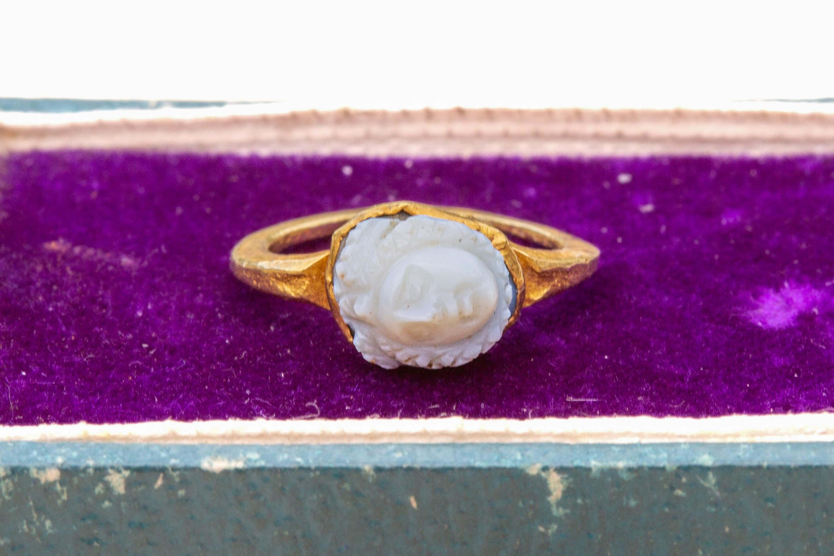 Women's Small Ancient Roman Medusa Carved Cameo Gold Ring 2nd Century Gem Carving For Sale