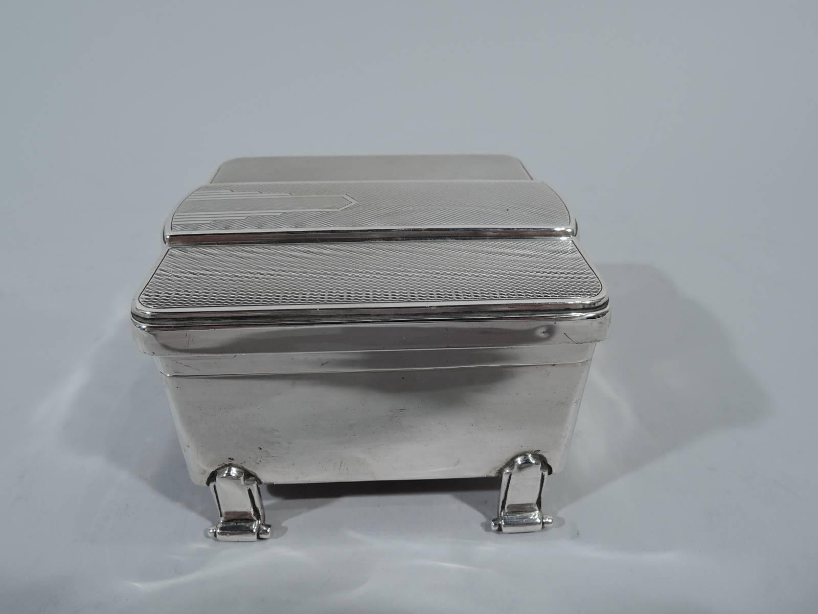 Small and Snazzy English Art Deco Modern Sterling Silver Jewelry Box In Excellent Condition In New York, NY