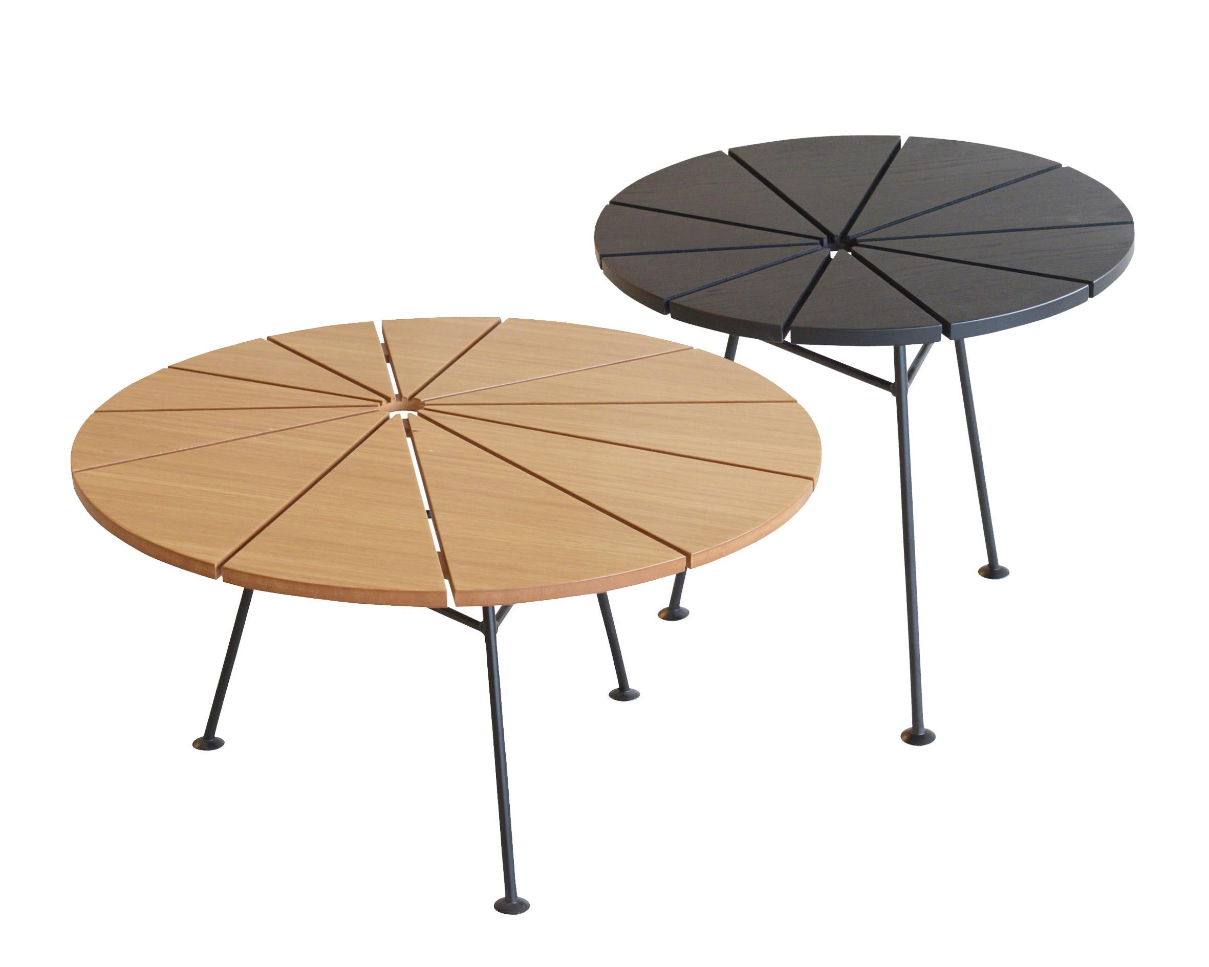 Kleiner und hoher schwarzer Bambus-Bambus-Eschentisch von OK Design (Dänisch) im Angebot