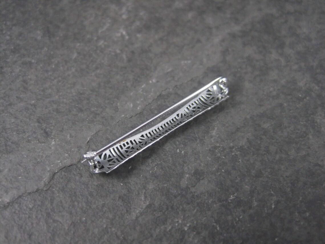 Women's Small Antique 10K White Gold Filigree Bar Pin For Sale