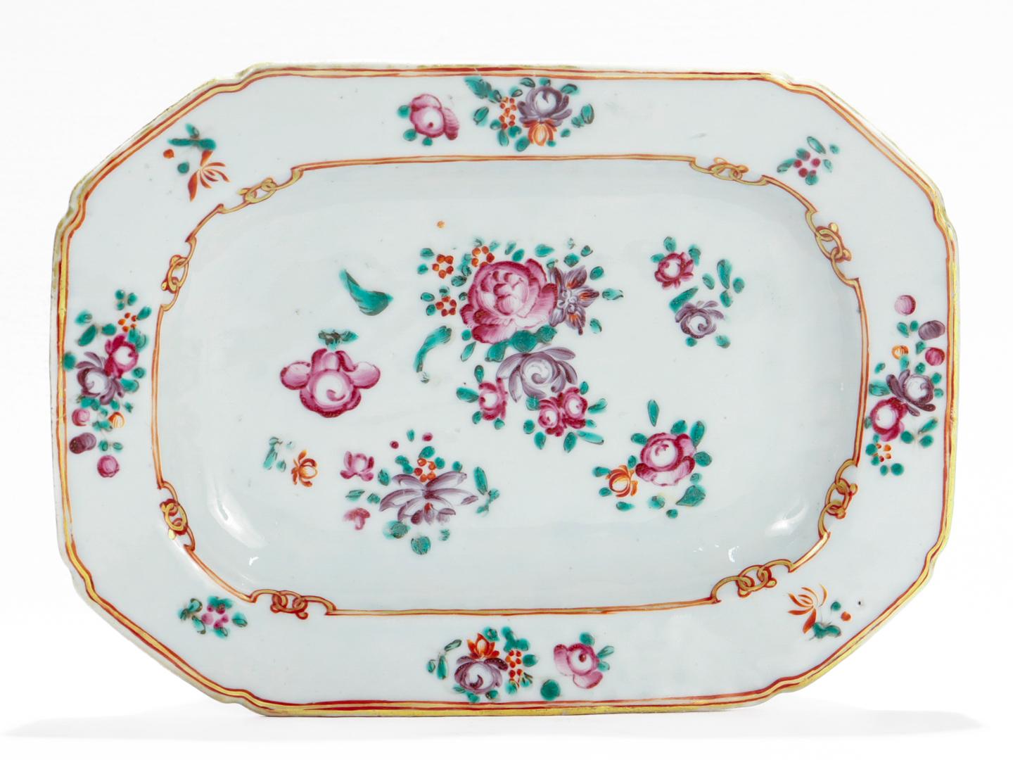 A small Chinese Export porcelain tray or dish.

Decorated in Famille Rose flowers and leafwork with a gilded rim and interior edge.

Having a wonderful orange peel finish to the glaze and retaining the majority of its gilding.

Simply a wonderful