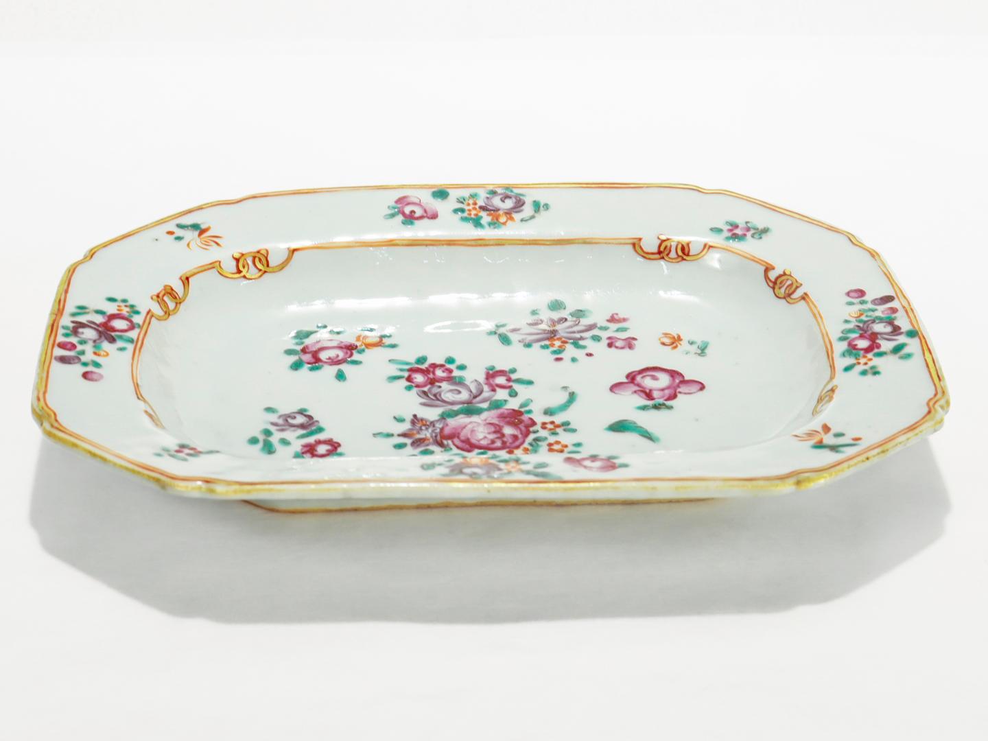 Porcelain Small Antique 18th Century Famille Rose Chinese Export Tray or Dish For Sale