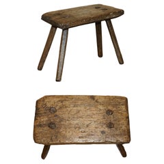 PETIT ÉTABLISSEMENT ANTIQUE 1900 POUR LAITERIES QUATRE PIEDS CARVÉS A LA MAIN ORIGINAL PATINA