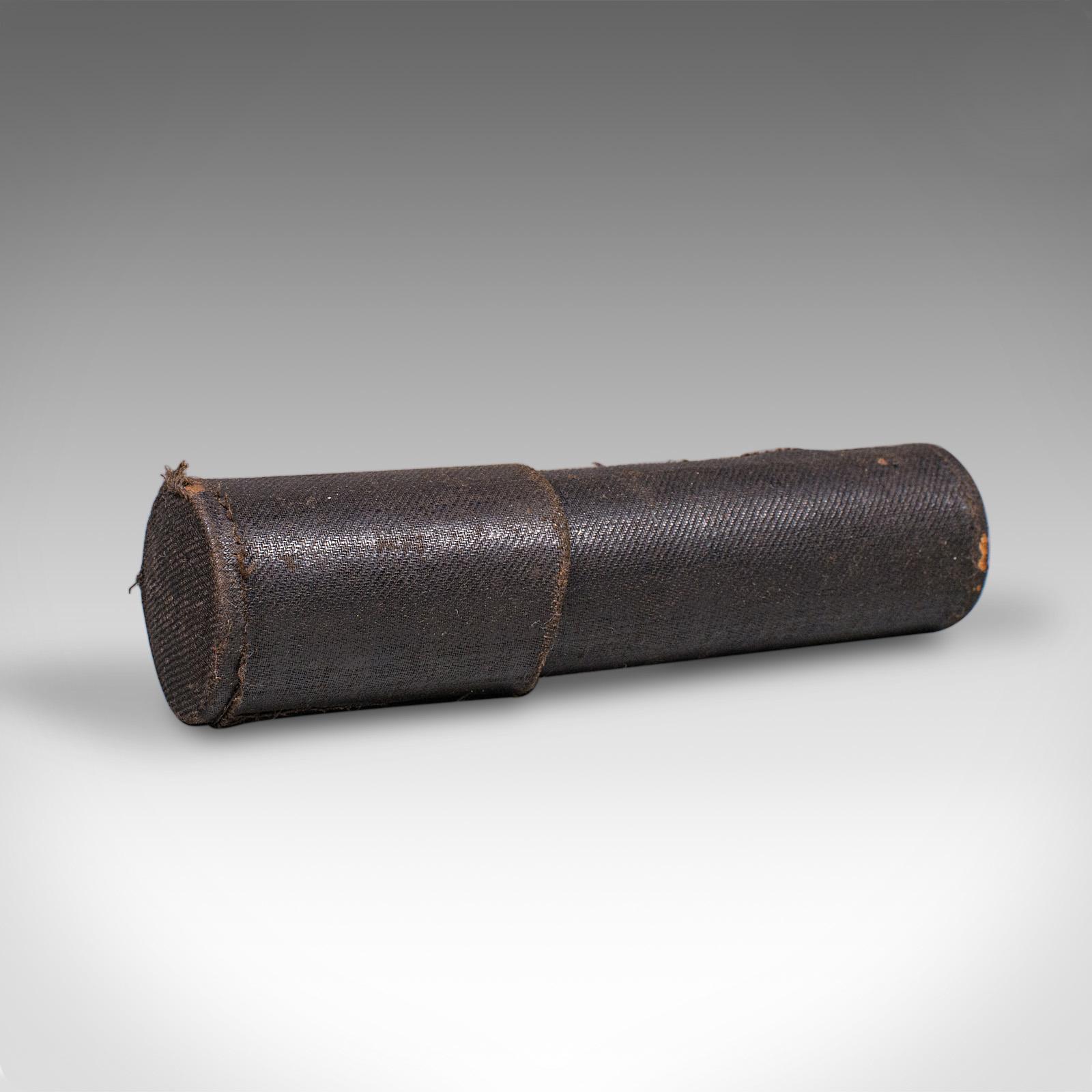 Petit télescope antique à 3 tiroirs, anglais, en laiton, lorgnette terrestre, victorien en vente 3