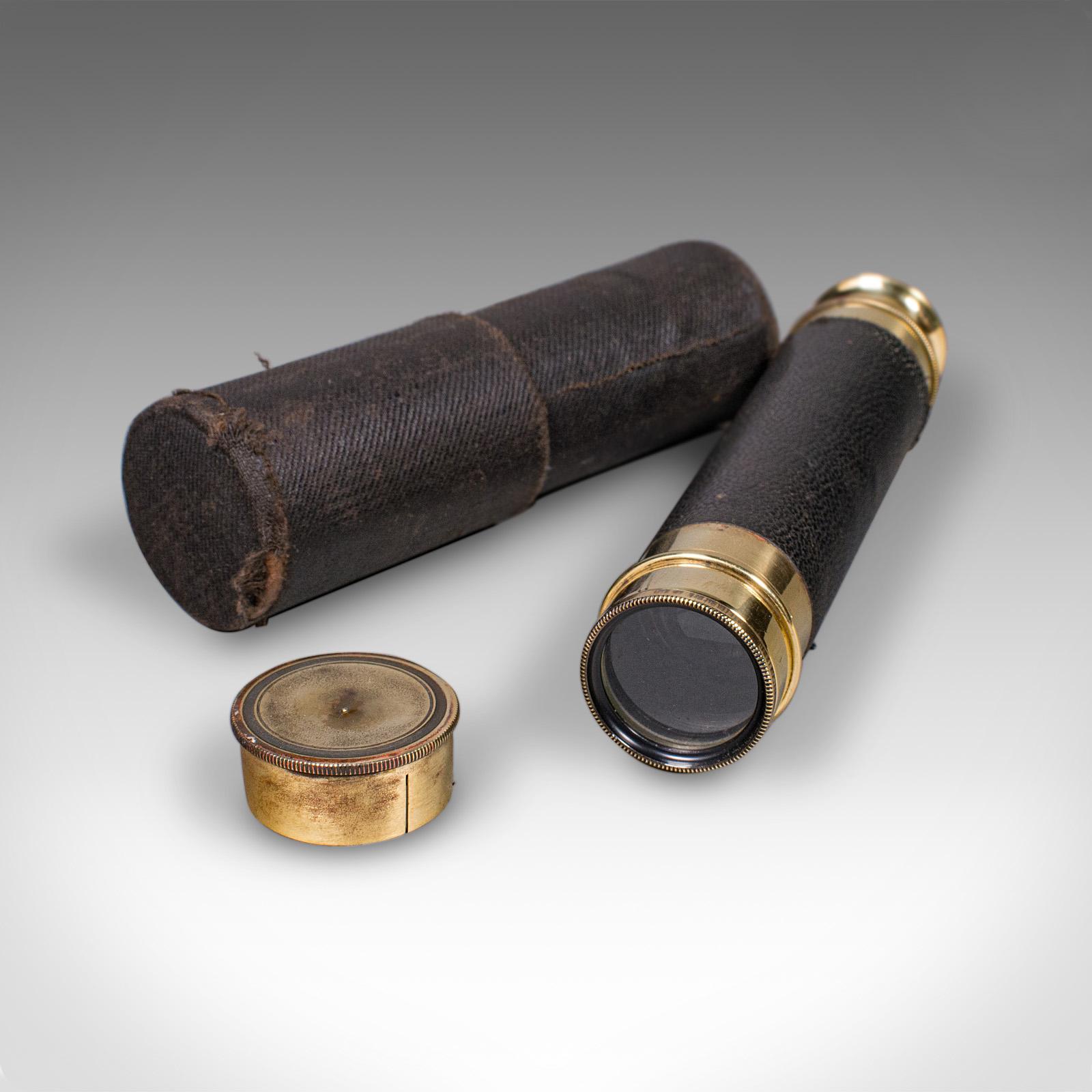 Victorien tardif Petit télescope antique à 3 tiroirs, anglais, en laiton, lorgnette terrestre, victorien en vente
