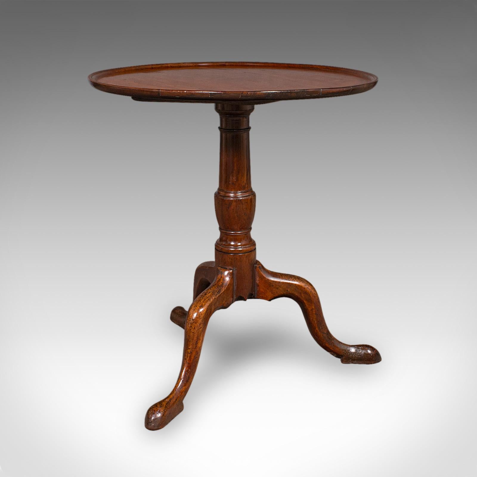 Petite table à thé de l'après-midi, anglaise, d'appoint, à vin, lampe, géorgienne, C.C.C. Bon état - En vente à Hele, Devon, GB