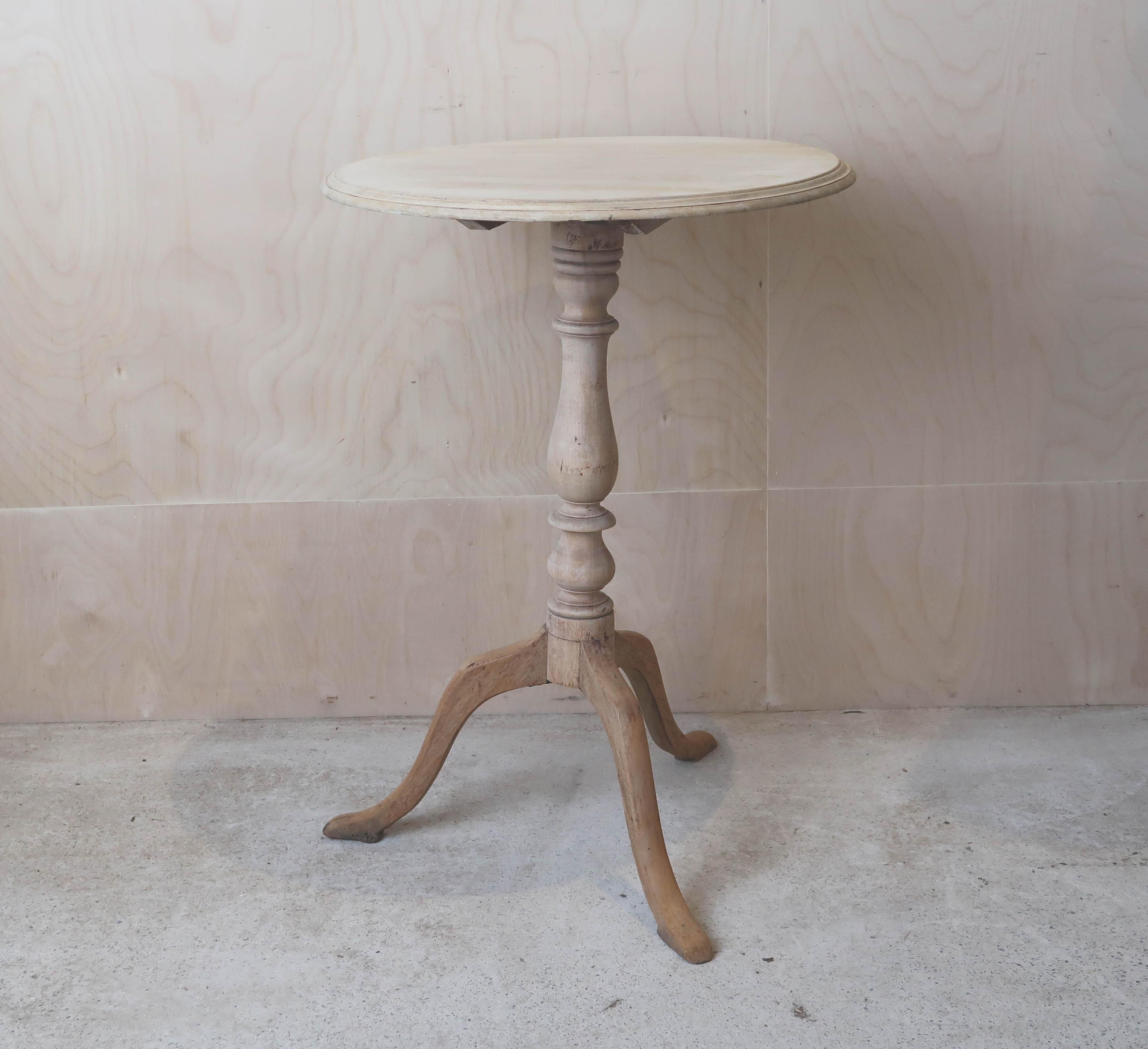 Small Antique Bleached Gustavian Style Round Side Table. English, Circa 1850 1