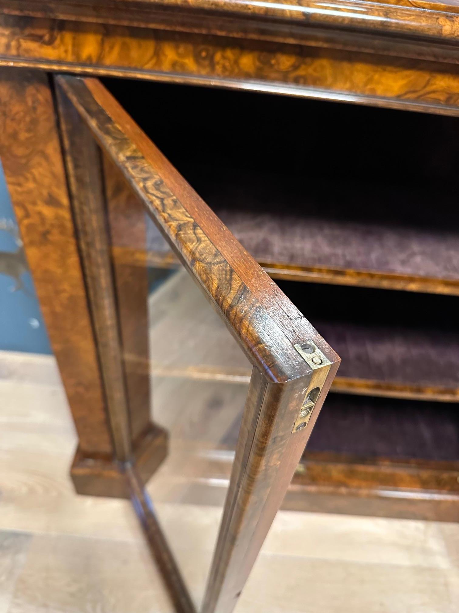 Petite bibliothèque ancienne Bon état - En vente à BEEKBERGEN, NL