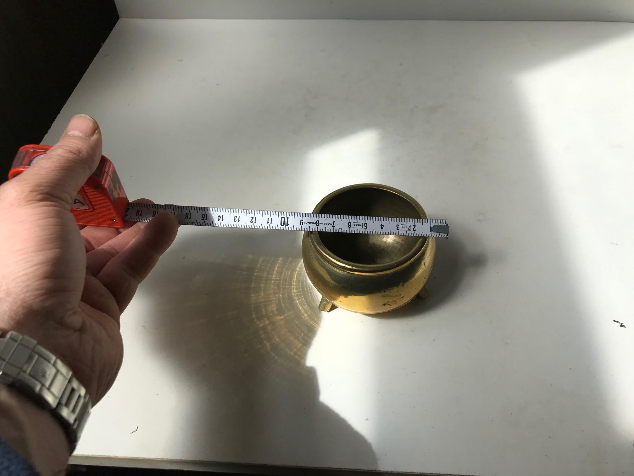 Pequeño Caldero, Olla o Quemador de Incienso de Bronce Antiguo, Desconocido en venta 1