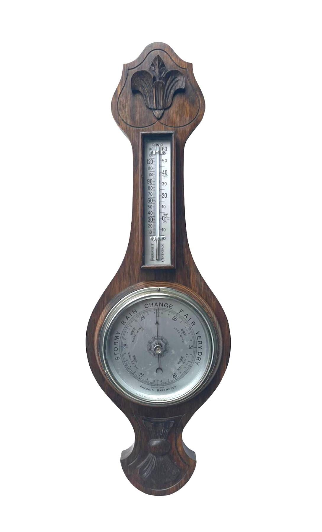 Small Antique Carved Oak Barometer In Good Condition In Suffolk, GB