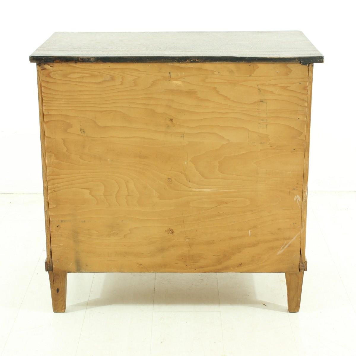 Small Antique Chest of Drawers, circa 1930 In Good Condition In Freiburg, DE
