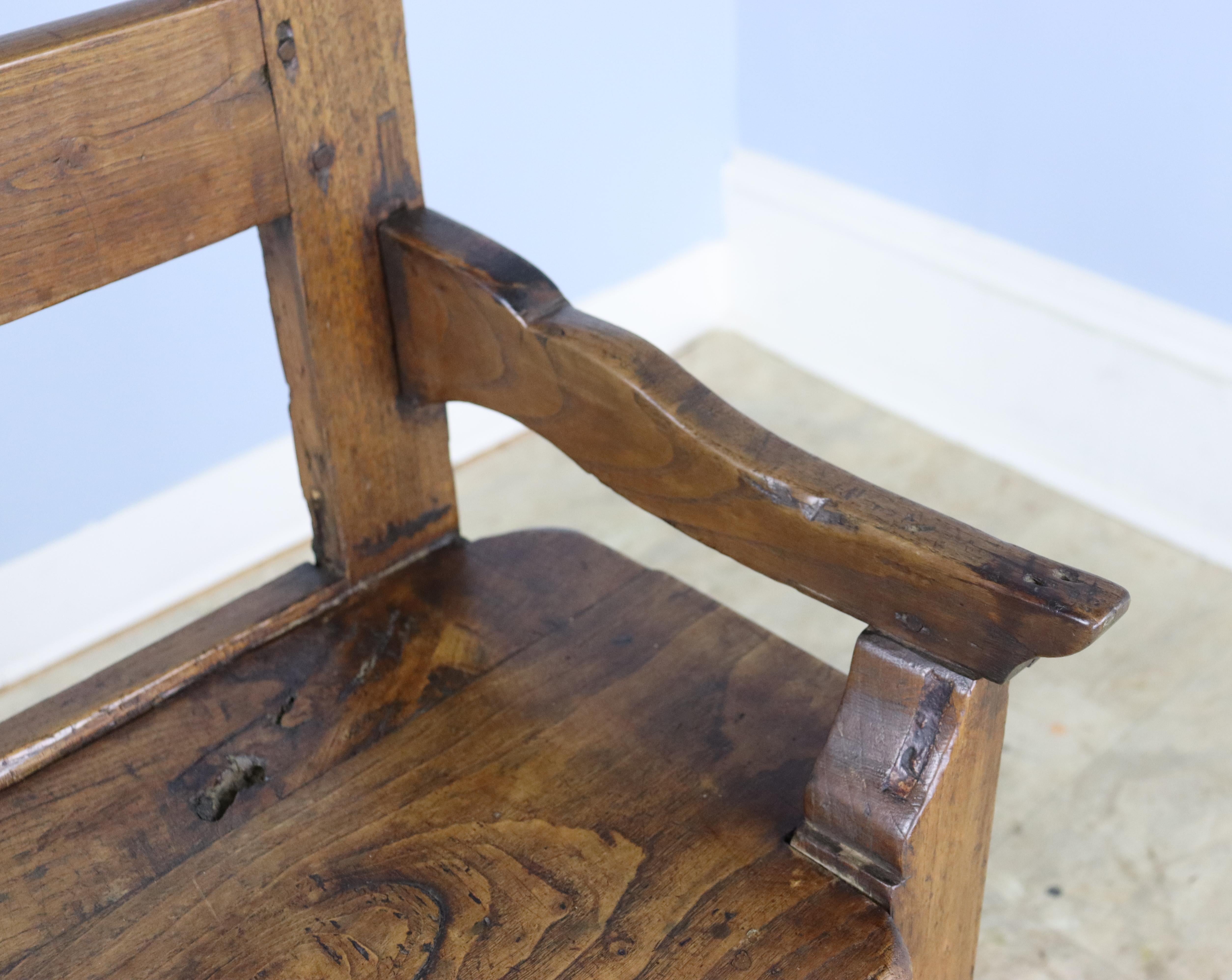Small Antique Chestnut Seat For Sale 4