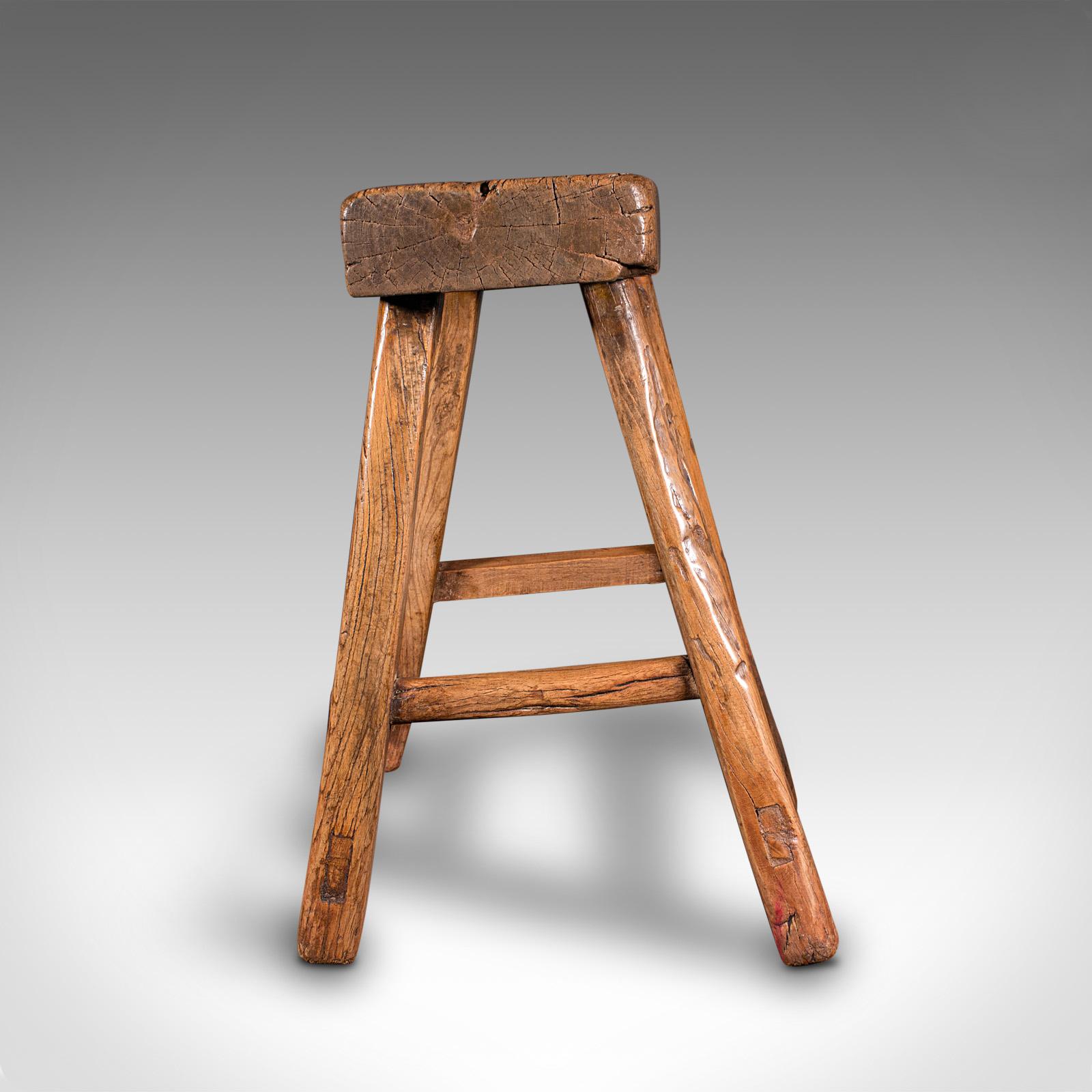 Small Antique Craftsman's Stool, English, Oak, Provincial, Georgian, Circa 1800 In Good Condition For Sale In Hele, Devon, GB