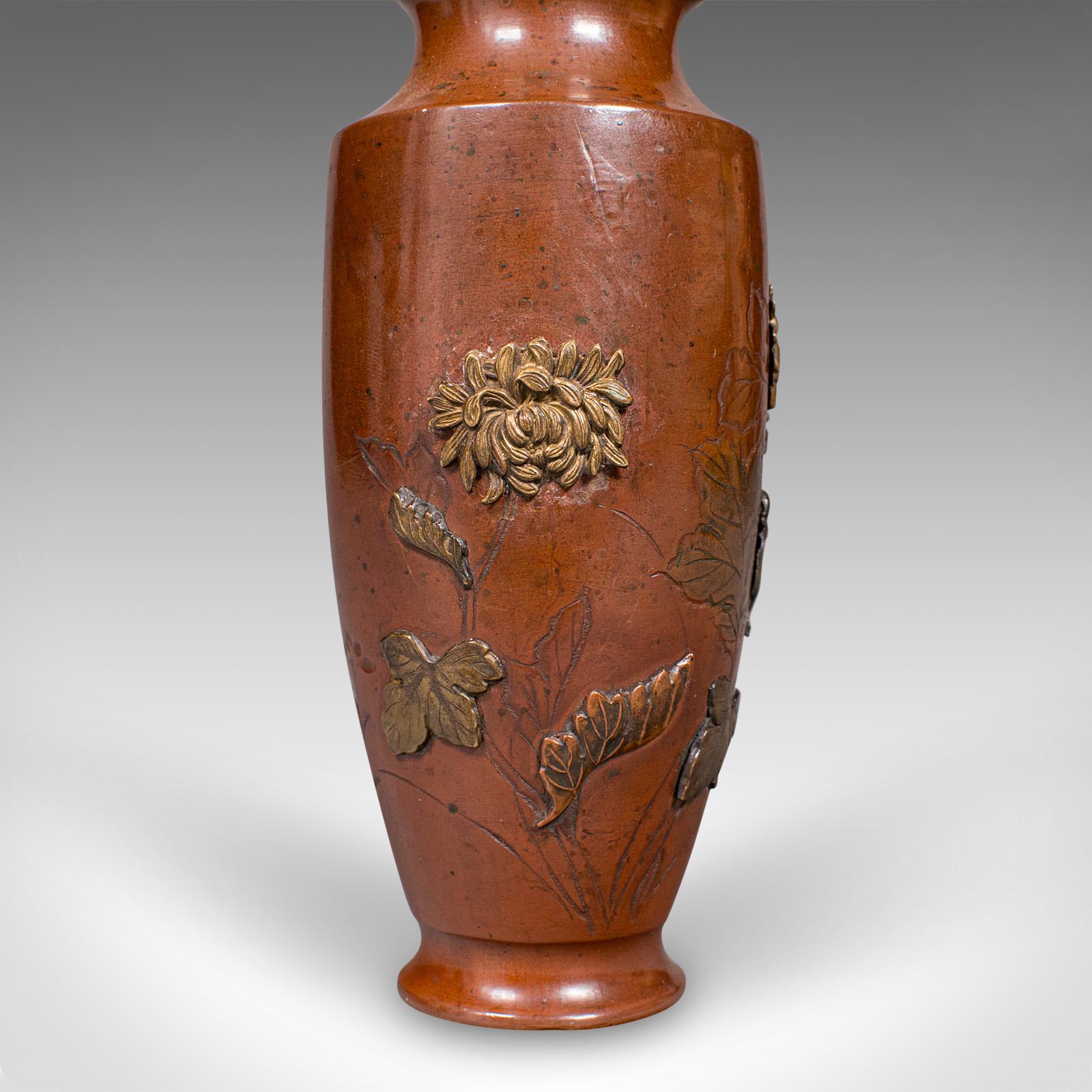 Piccola urna da esposizione antica, giapponese, bronzo, vaso di fiori, gusto Meiji, vittoriano in vendita 3