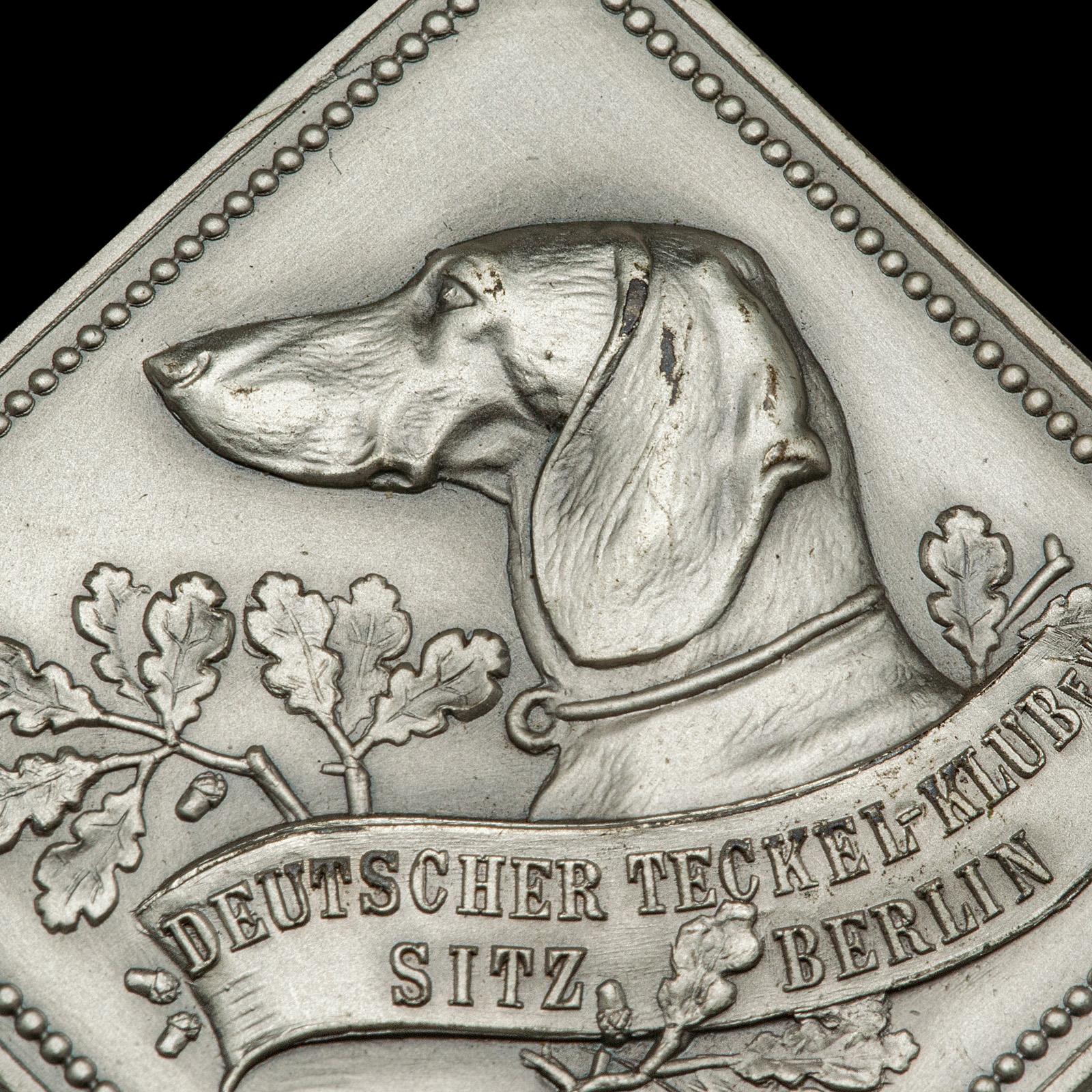 Small Antique Dog Kennel Club Medal, German, Cast Metal, Dachshund, Edwardian For Sale 4
