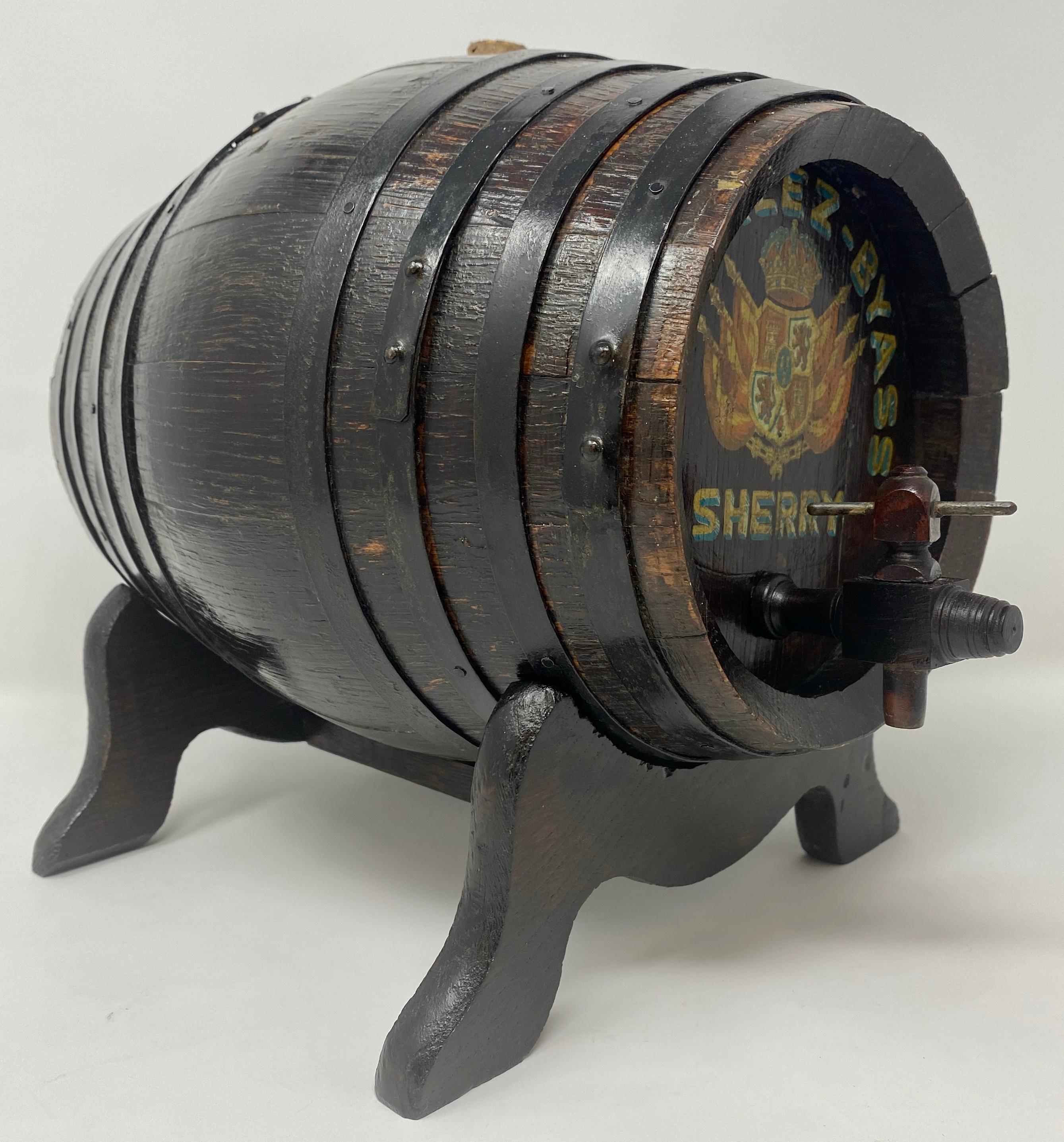 Small antique English oak barrel made for Spanish, 