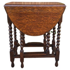 Small Antique English Oak Drop Leaf Gateleg Barley Twist Sofa Table Nightstand 