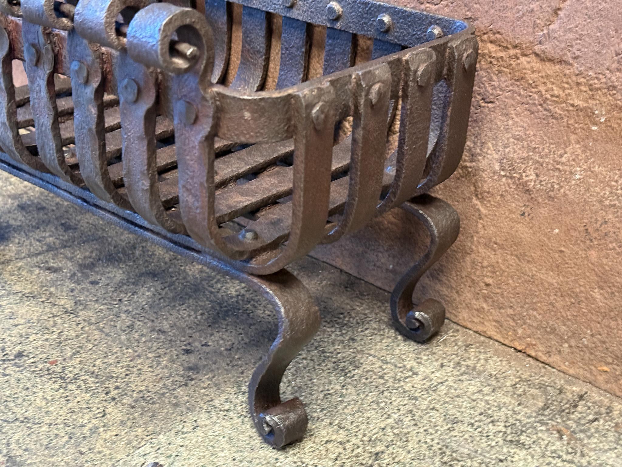 Petite grille de cheminée victorienne anglaise, grille de cheminée, 19ème siècle en vente 6