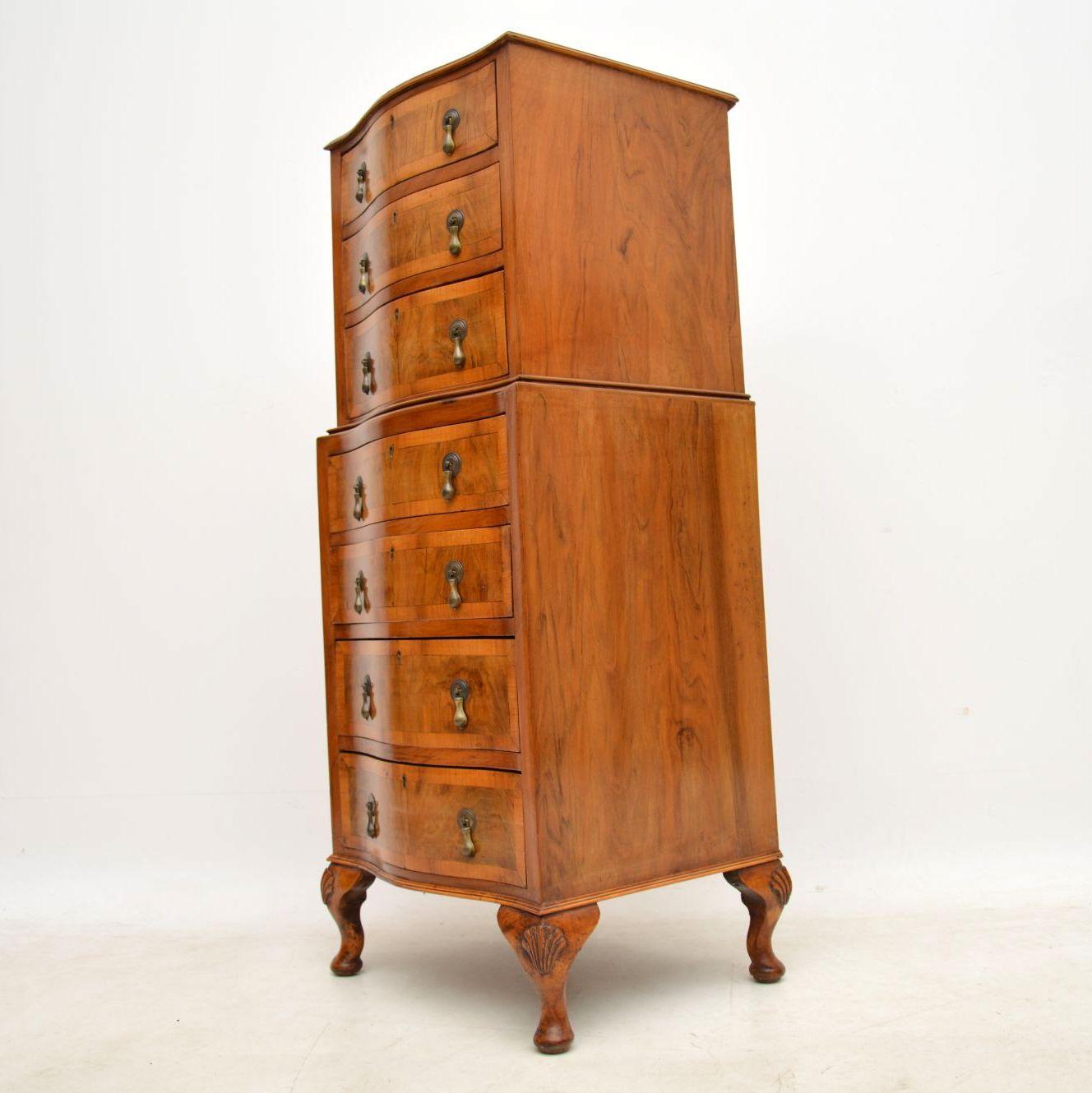 Small Antique Figured Walnut Chest on Chest In Excellent Condition In London, GB