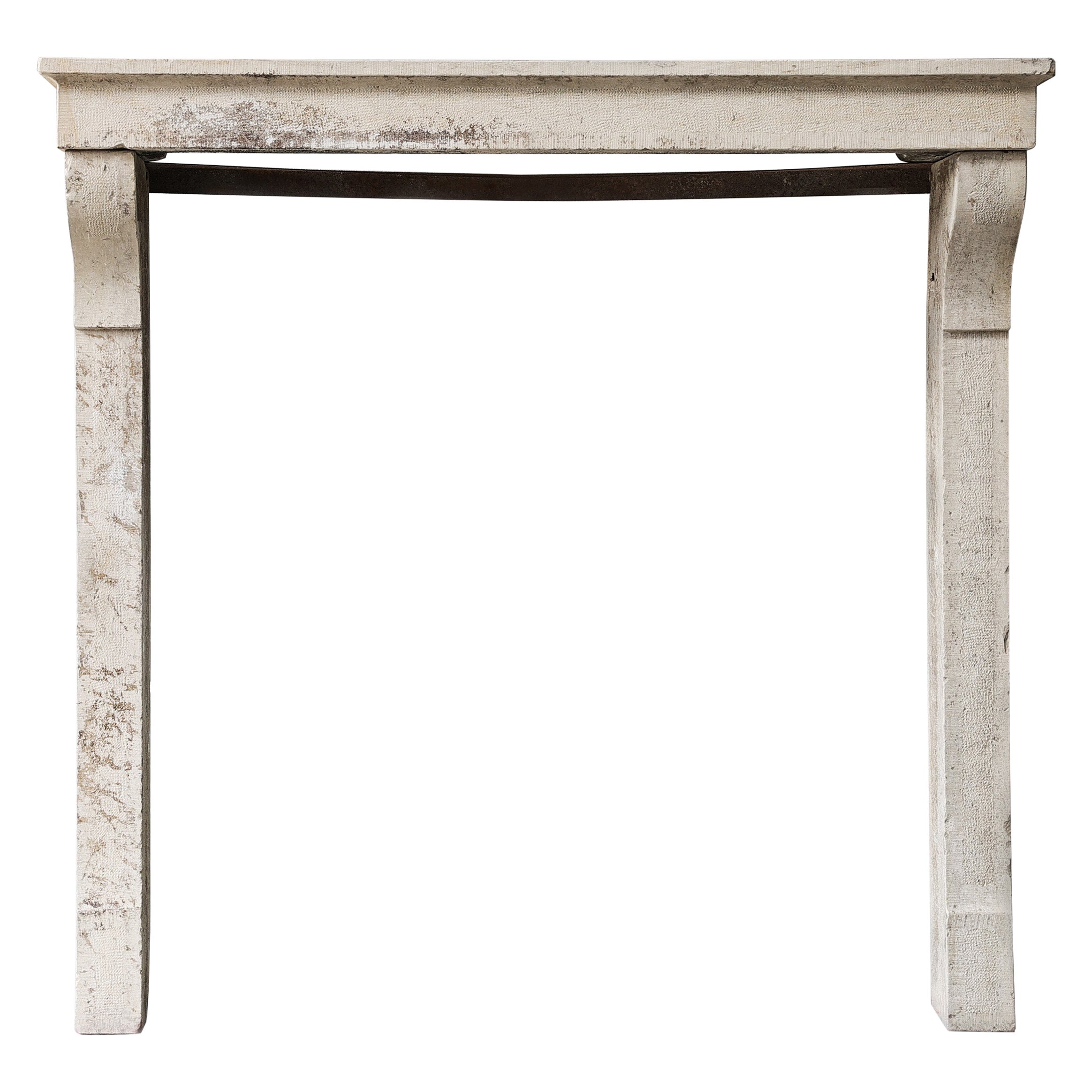 Petite cheminée ancienne en pierre calcaire française, 19e siècle, style rustique
