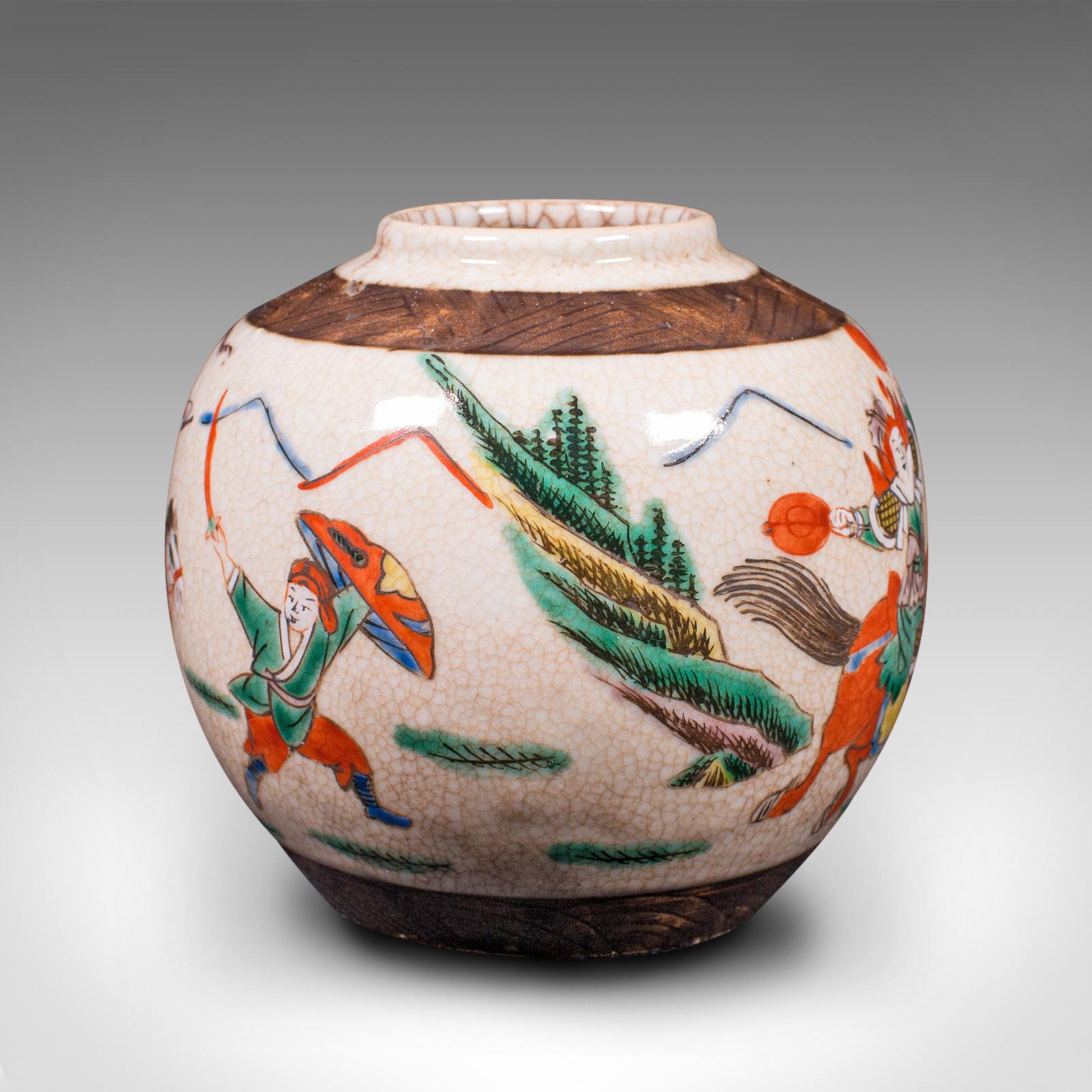 Petit vase à fleurs ancien japonais, céramique, urne en forme de Posy, période Edo, vers 1850 Bon état - En vente à Hele, Devon, GB