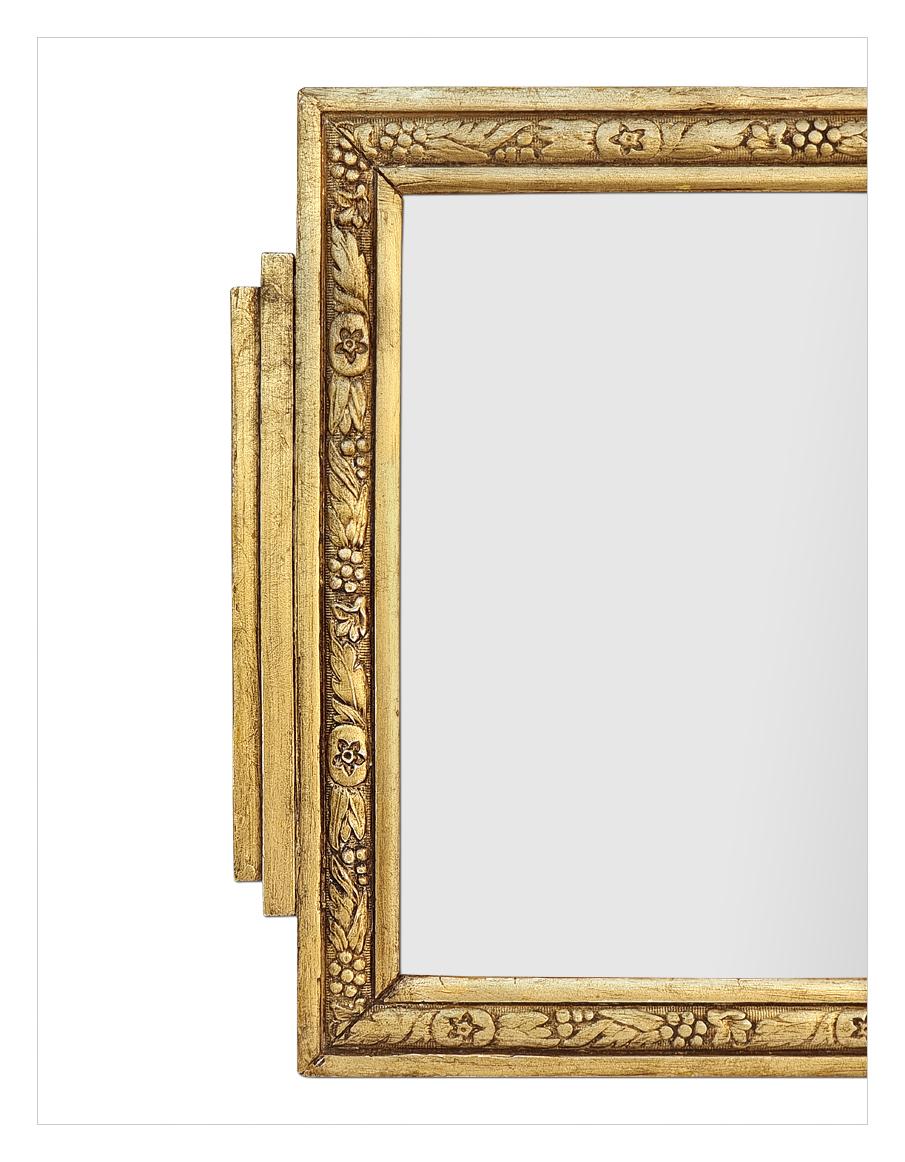 Small Antique French Art Nouveau Style Giltwood Wall Mirror, circa 1900 In Good Condition For Sale In Paris, FR