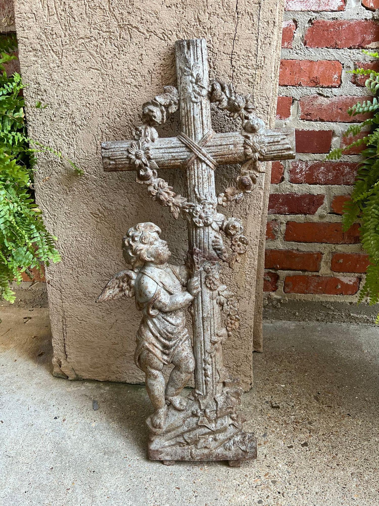 SMALL Antique French Cast Iron Cemetery Cross Crucifix Child Angel Garden Chapel For Sale 9