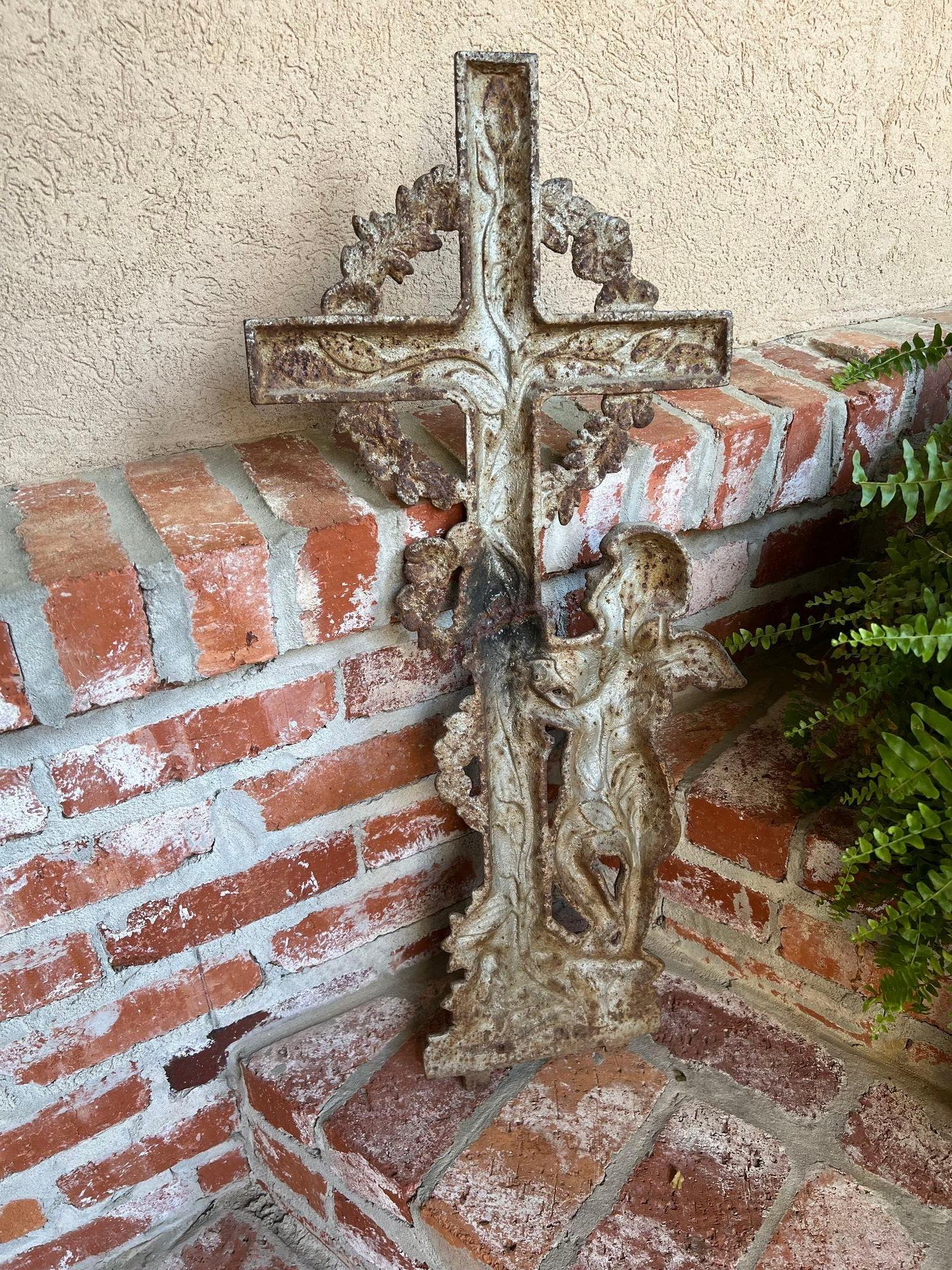 SMALL Antique French Cast Iron Cemetery Cross Crucifix Child Angel Garden Chapel For Sale 11