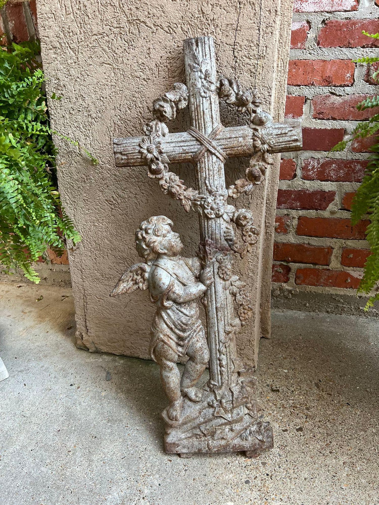 SMALL Antique French Cast Iron Cemetery Cross Crucifix Child Angel Garden Chapel For Sale 12