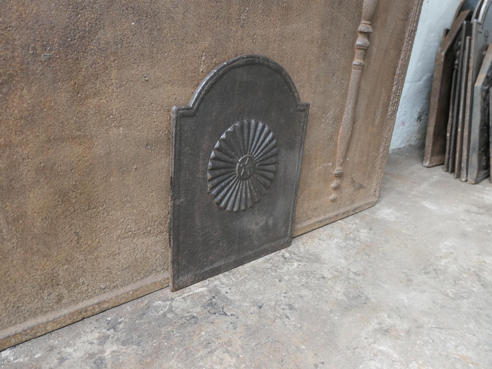 Piccolo Antique French Napoleon III Fireback / Backsplash, XIX sec. 2