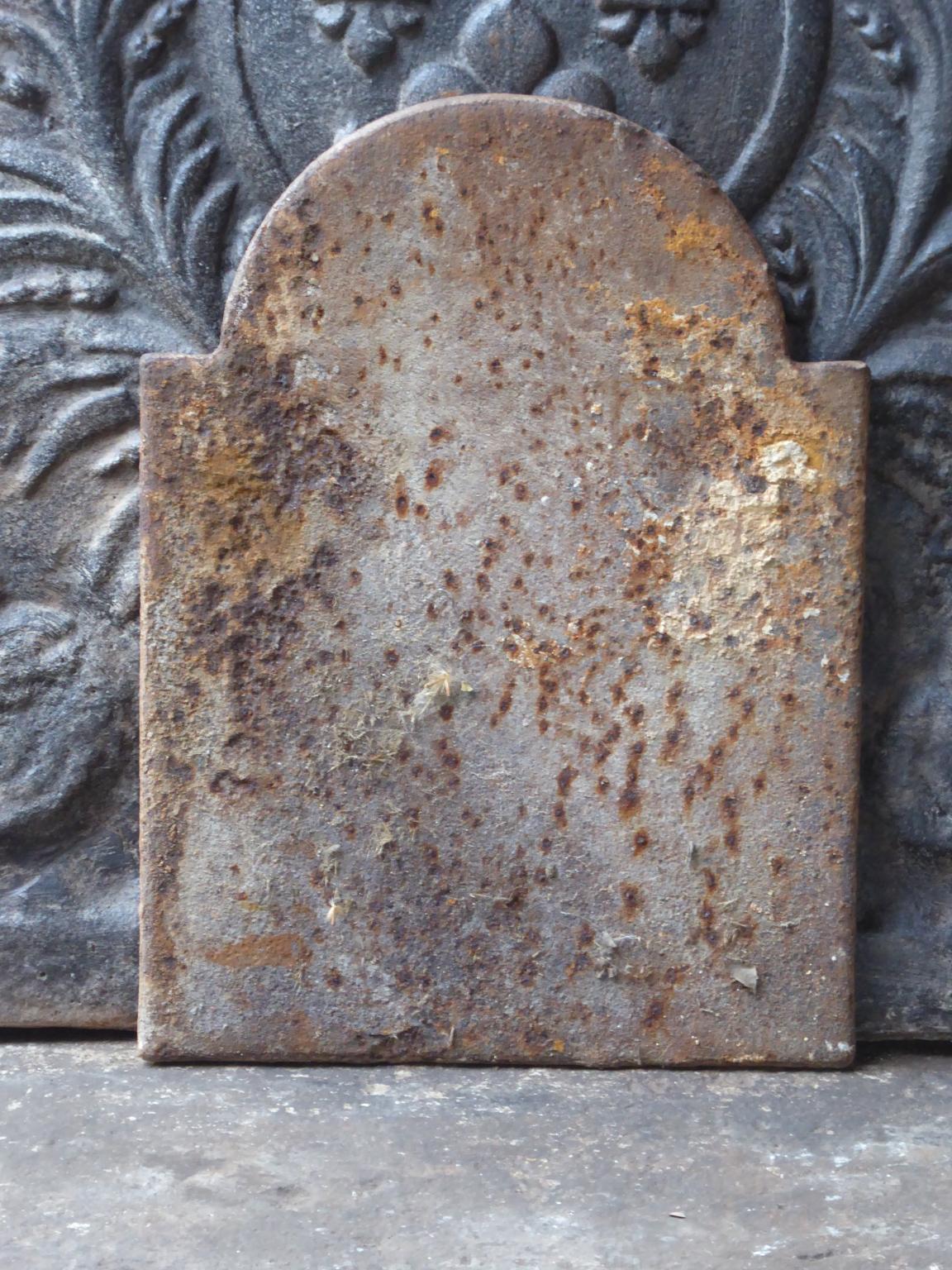 Small Antique French Neoclassical 'Pillars of Freedom' Fireback / Backsplash For Sale 2