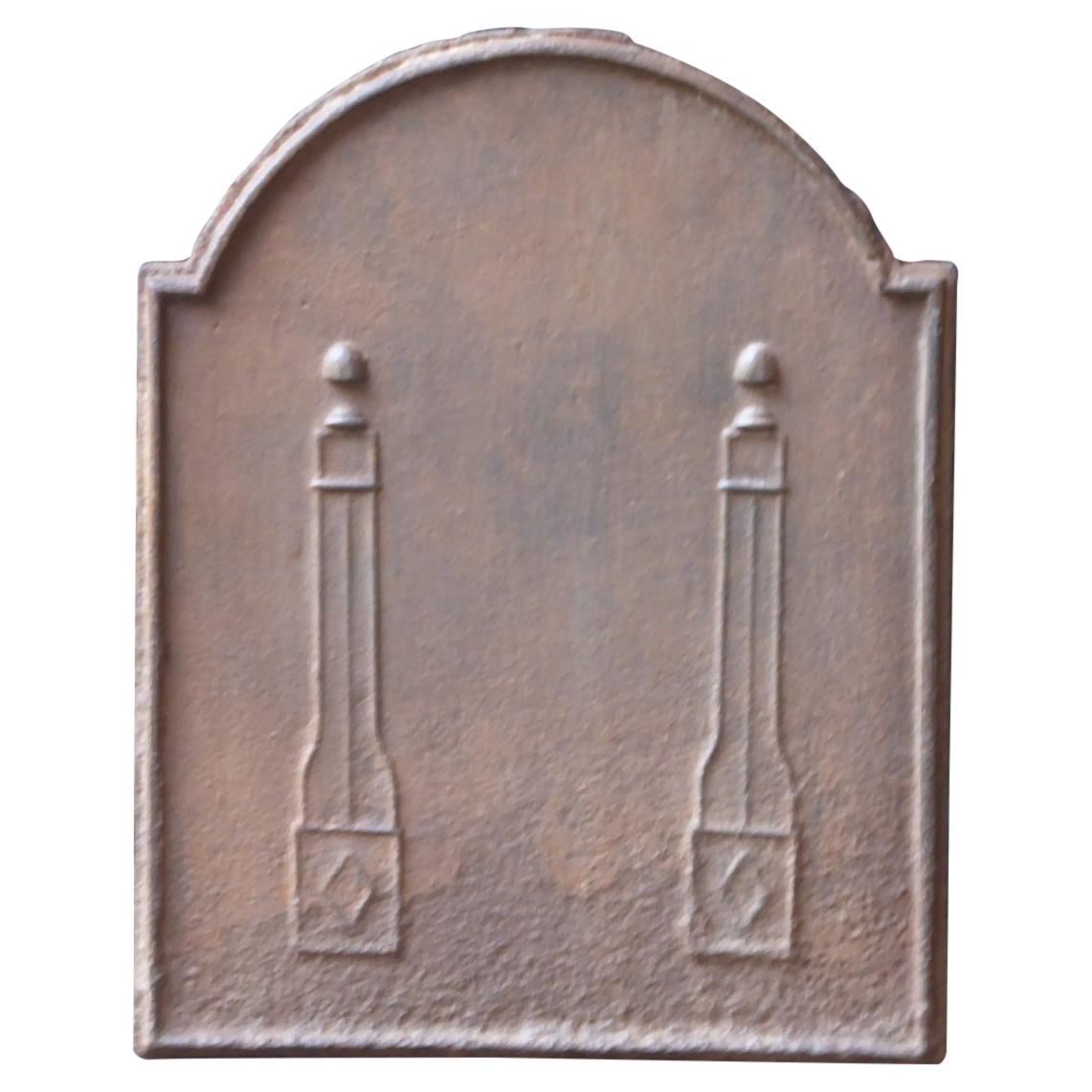 Petite plaque de cheminée néoclassique française ancienne Pillars of Freedom en vente