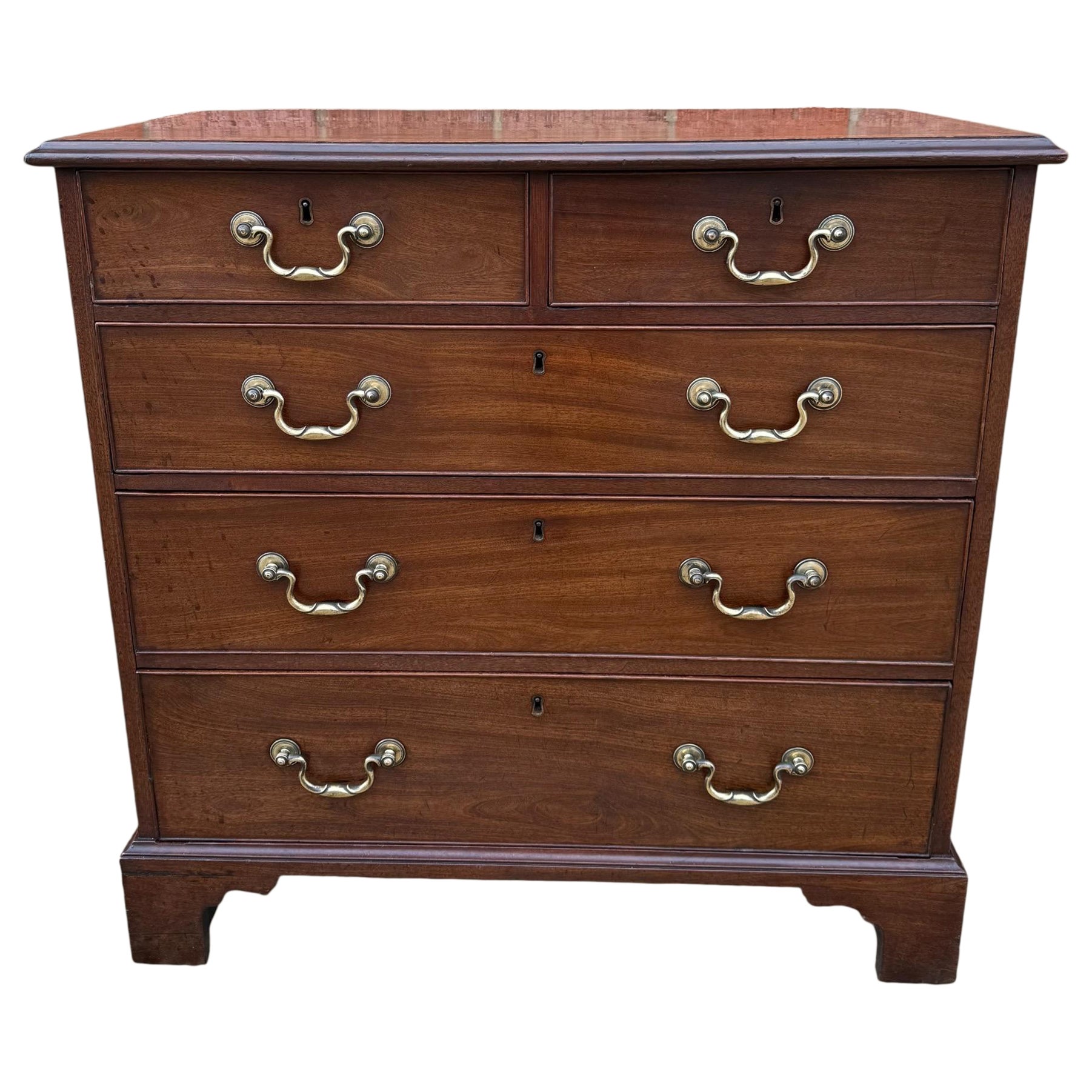Small Antique Georgian Cuban Mahogany & Walnut Crossbanded Chest of Drawers For Sale