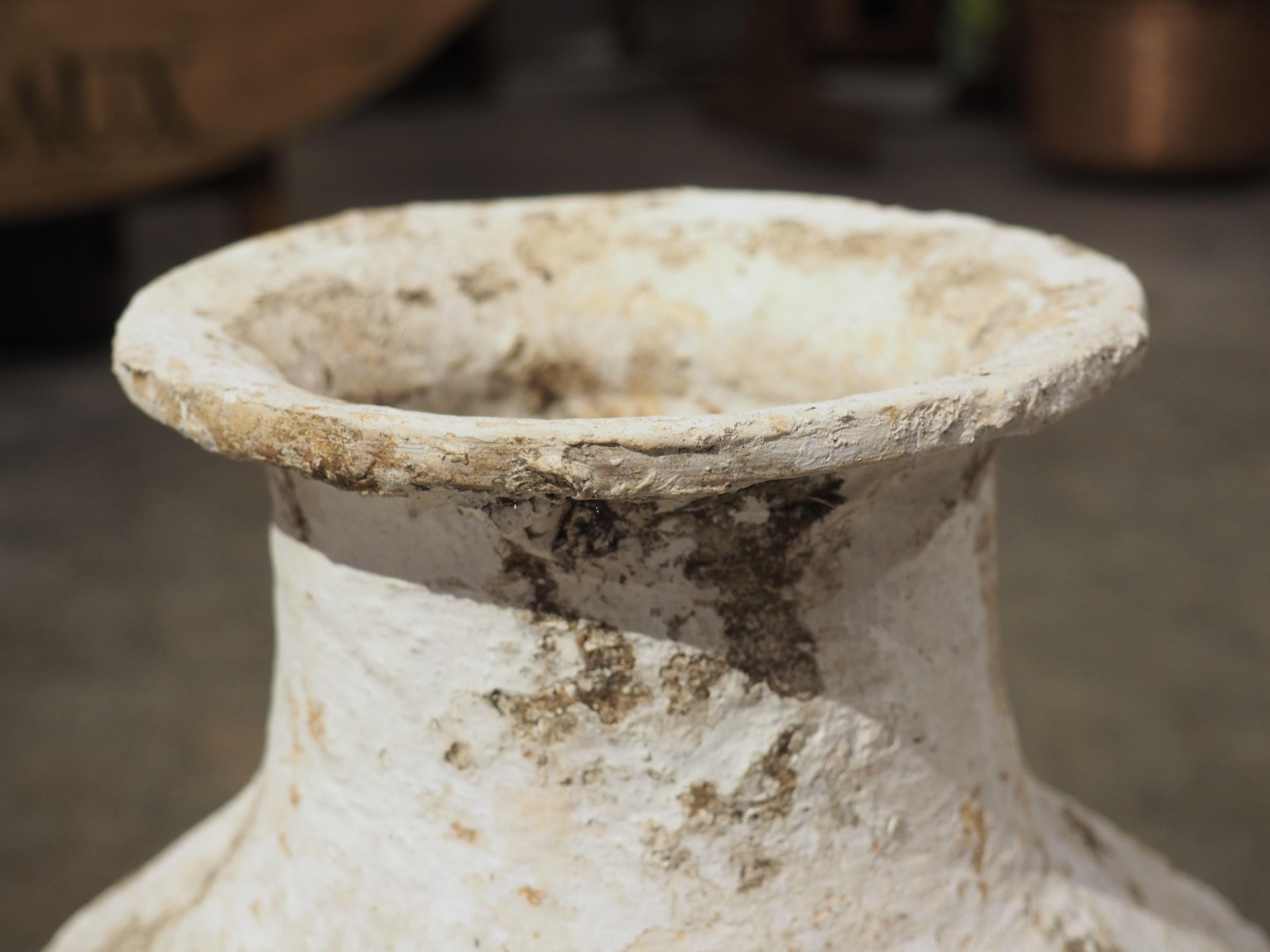 XX secolo Piccolo vaso greco antico in terracotta in vendita