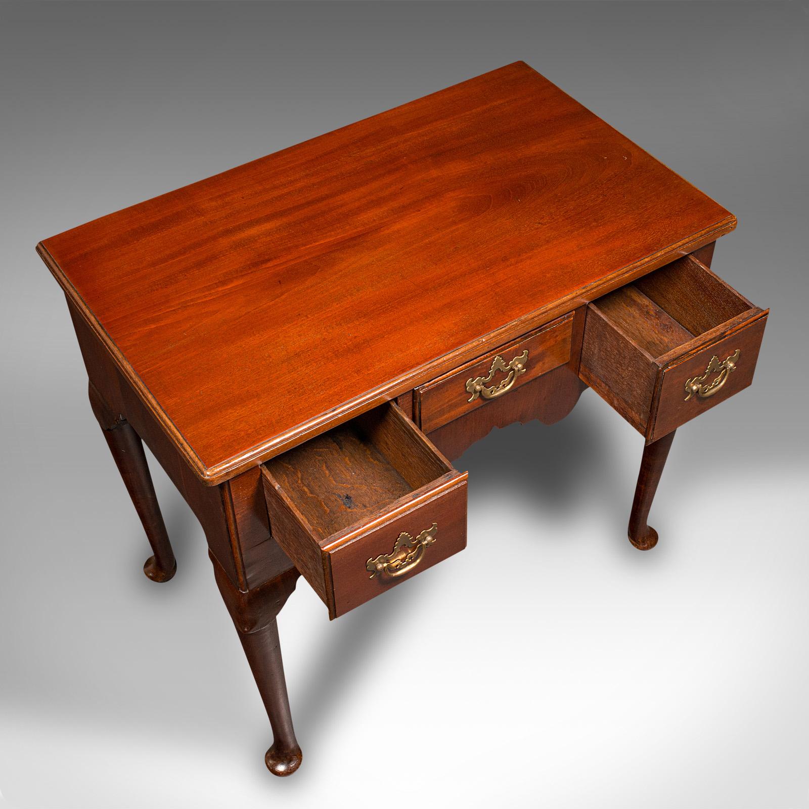 Oak Small Antique Hall Table, English, Lowboy, Reception Hall, Side, Georgian, 1780 For Sale