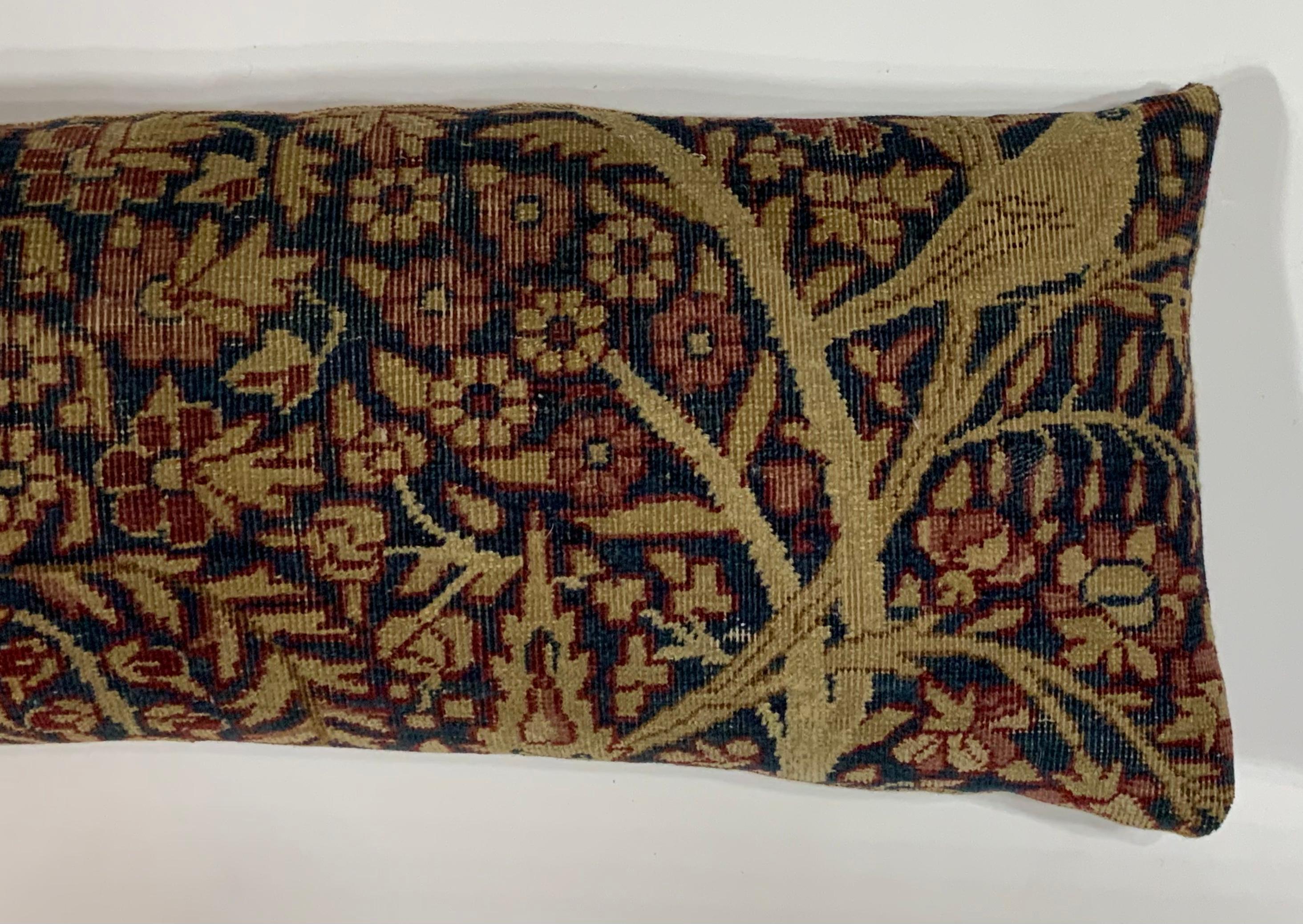 Beautiful pillow made of hand woven 19 century antique Lavar Carmon rug fragment , of two birds surrounded with vines and flowers. Fine fresh insert, quality linen backing.
Fragment is hand wash before become pillow.
Great addition to any room