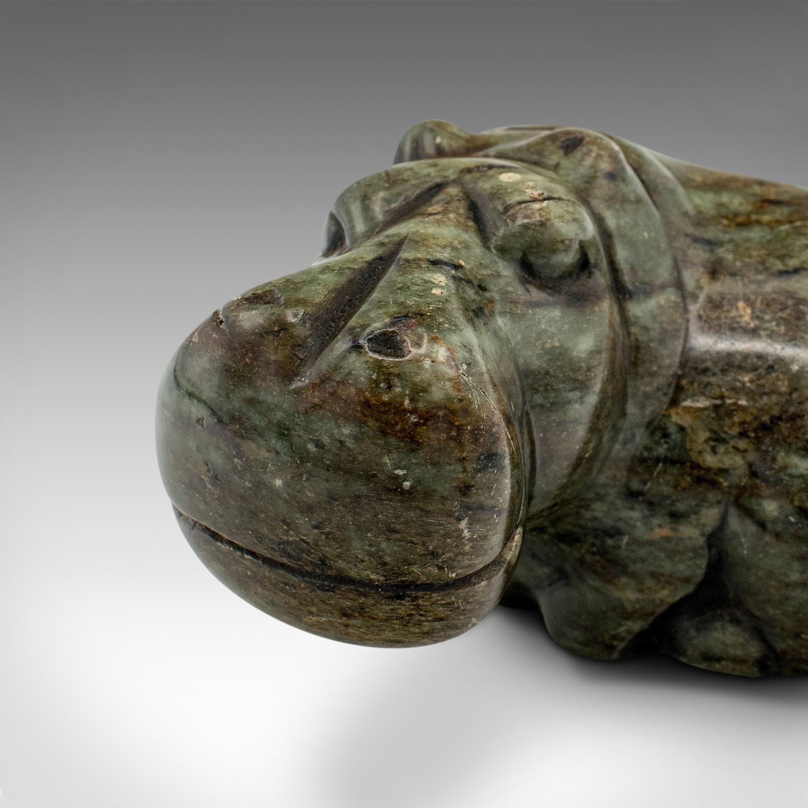 Antike Hippopotamus-Figur, afrikanisch, Seifenstein, handgeschnitzt, viktorianisch im Angebot 1