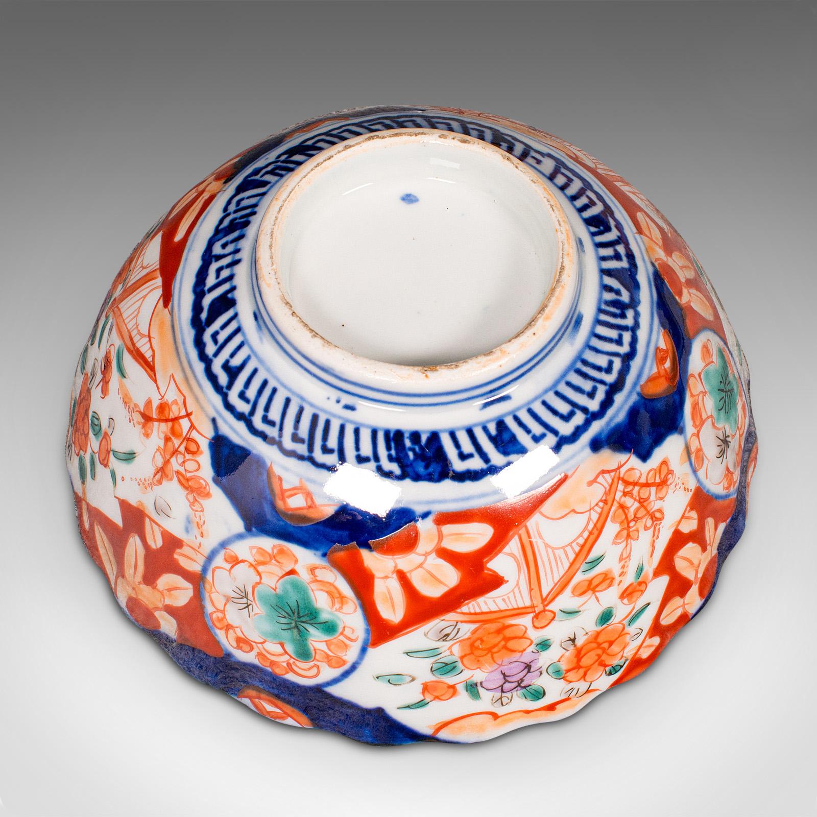 Small Antique Imari Bowl, Japanese, Ceramic, Decorative Dish, Meiji, Victorian For Sale 2