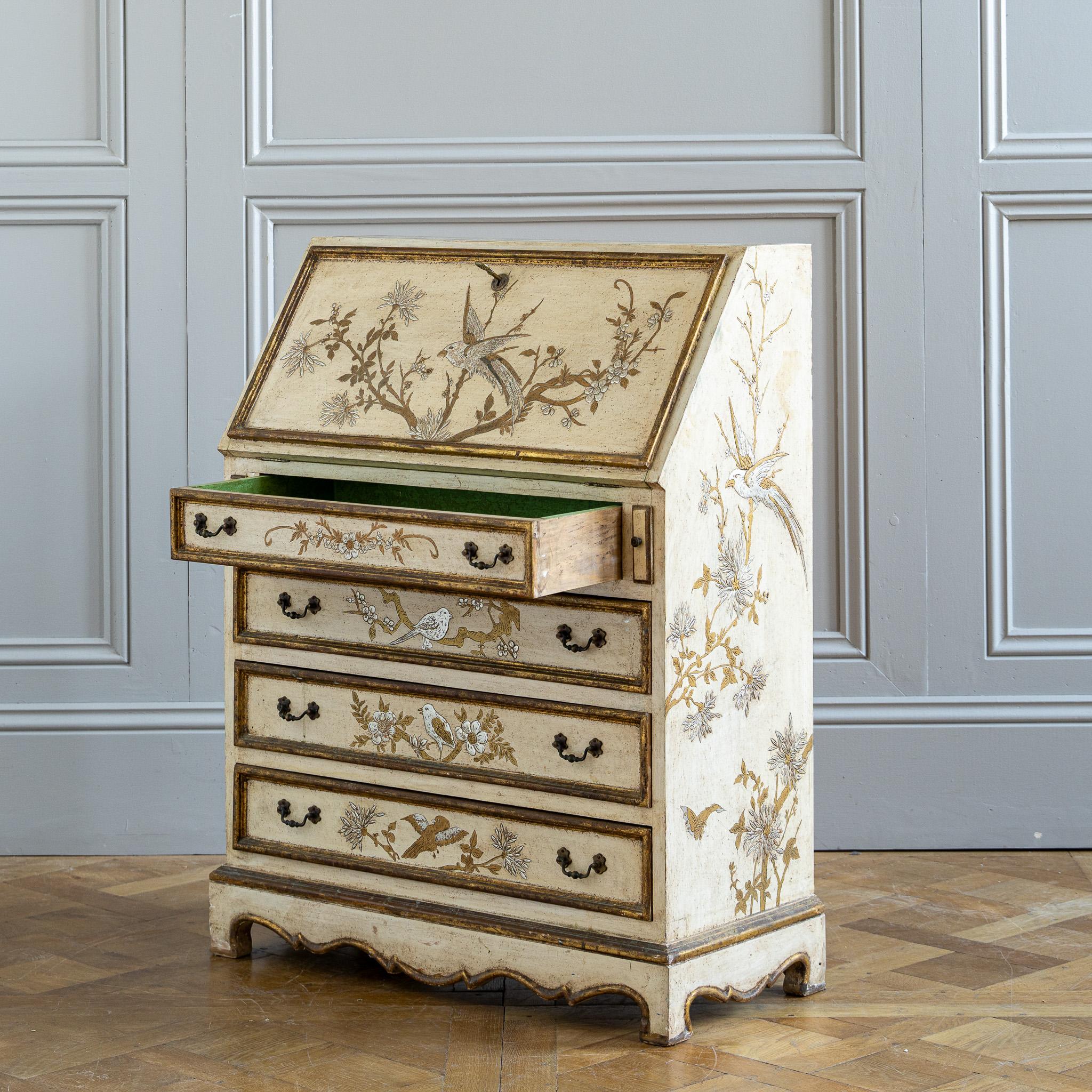 Petit bureau scriban italien ancien à façade tombante peint à la main en Chinoiserie vénitienne en vente 7