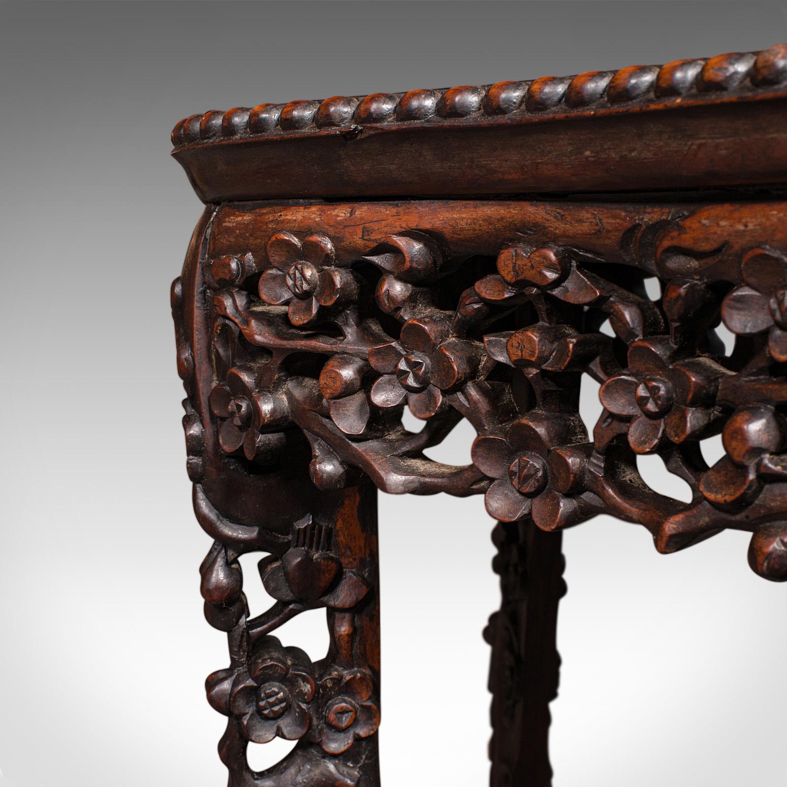 Petite table de jardinière ancienne, orientale, en marbre, à vin, table de lampe, victorienne en vente 3