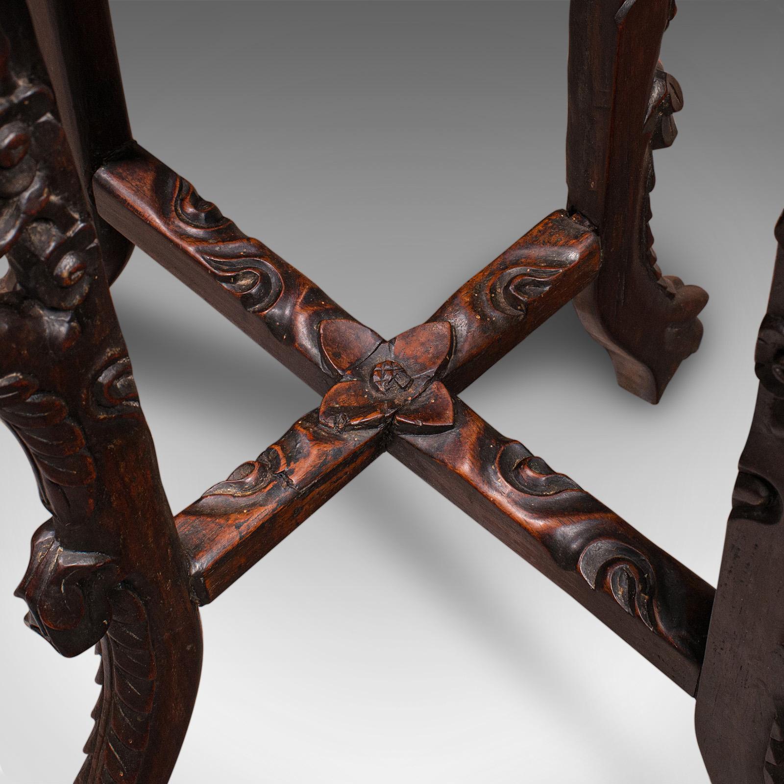 Petite table de jardinière ancienne, orientale, en marbre, à vin, table de lampe, victorienne en vente 5