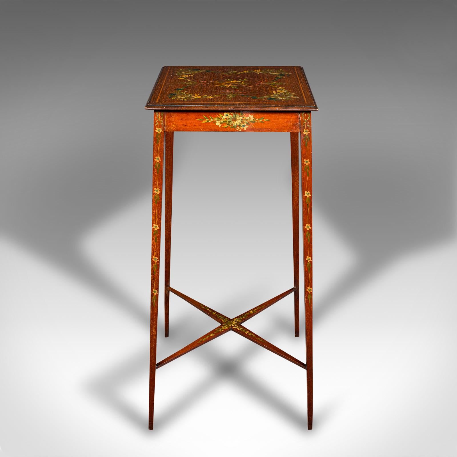 Small Antique Lamp Table, English, Occasional, Hand Painted Decor, Regency, 1820 In Good Condition For Sale In Hele, Devon, GB