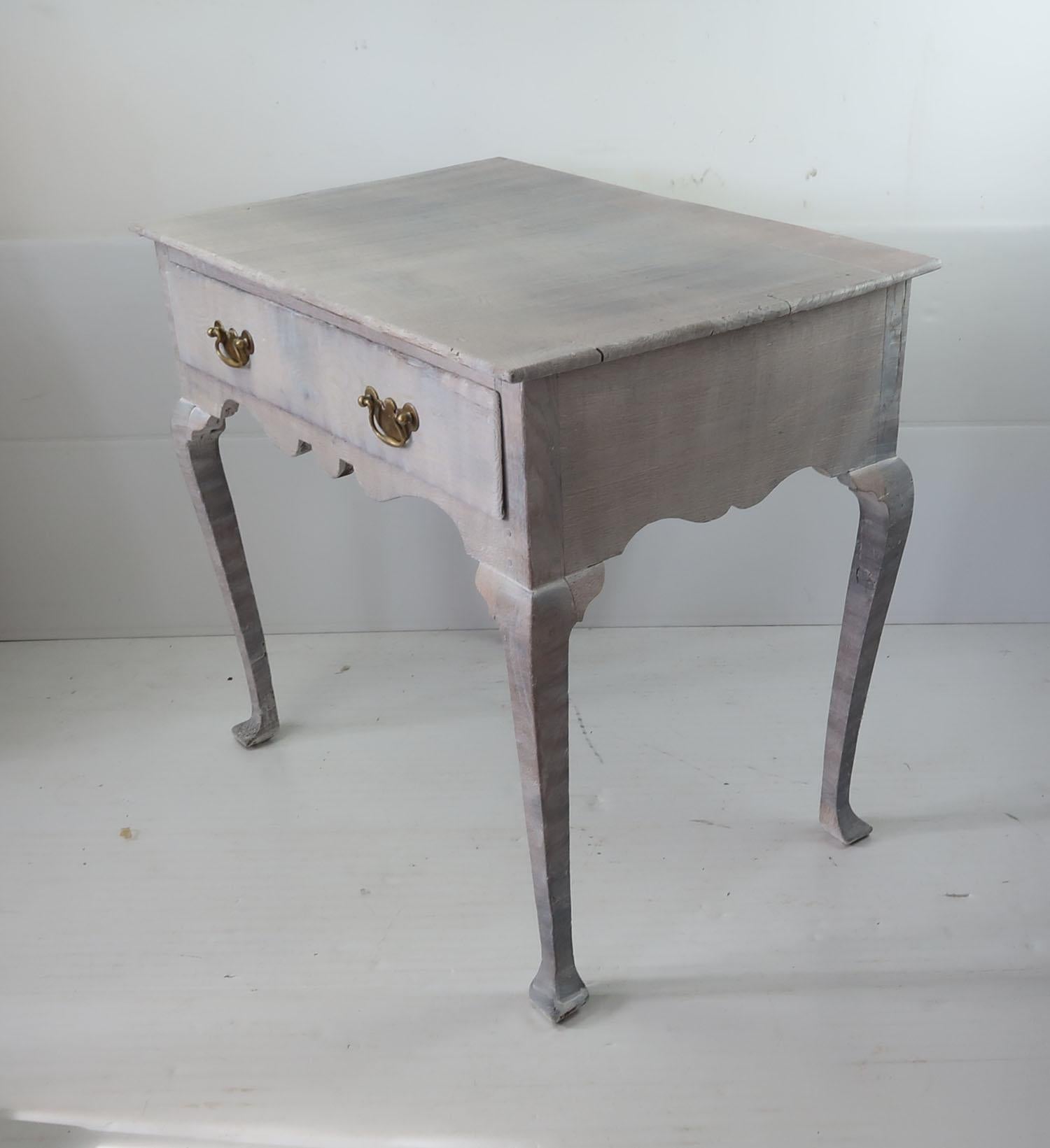 Small Antique Limed Oak Side Table or Desk, English, circa 1720 In Good Condition In St Annes, Lancashire