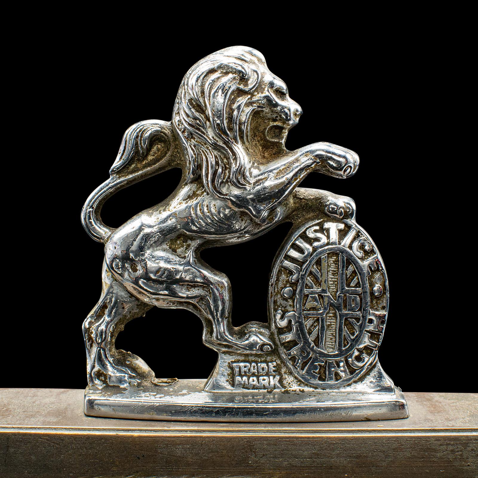 Bronze Petit presse-papier Lion ancien, anglais, figure animale, patriotique, mascotte de gril en vente