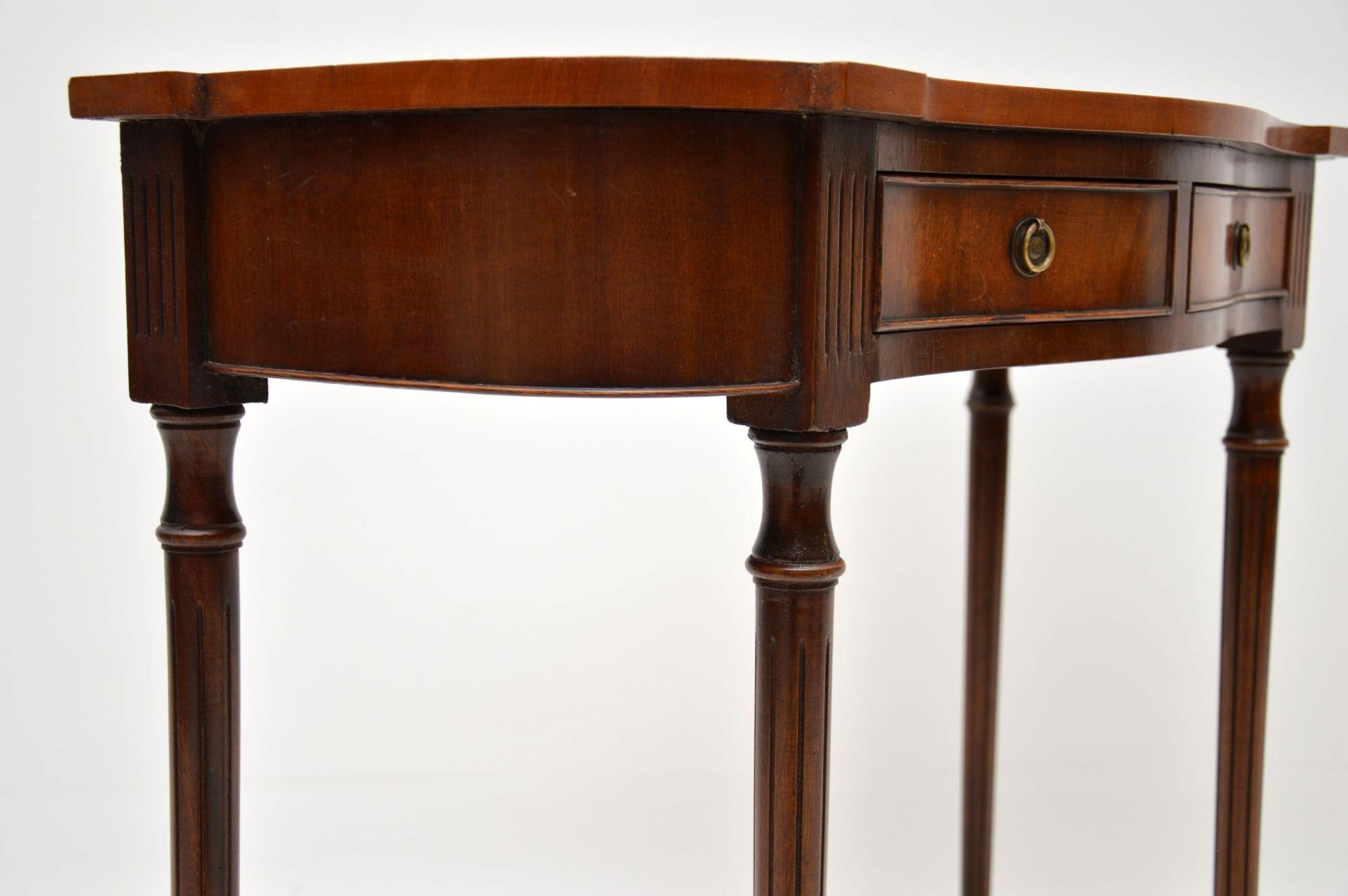 Mid-20th Century Small Antique Mahogany Console Side Table
