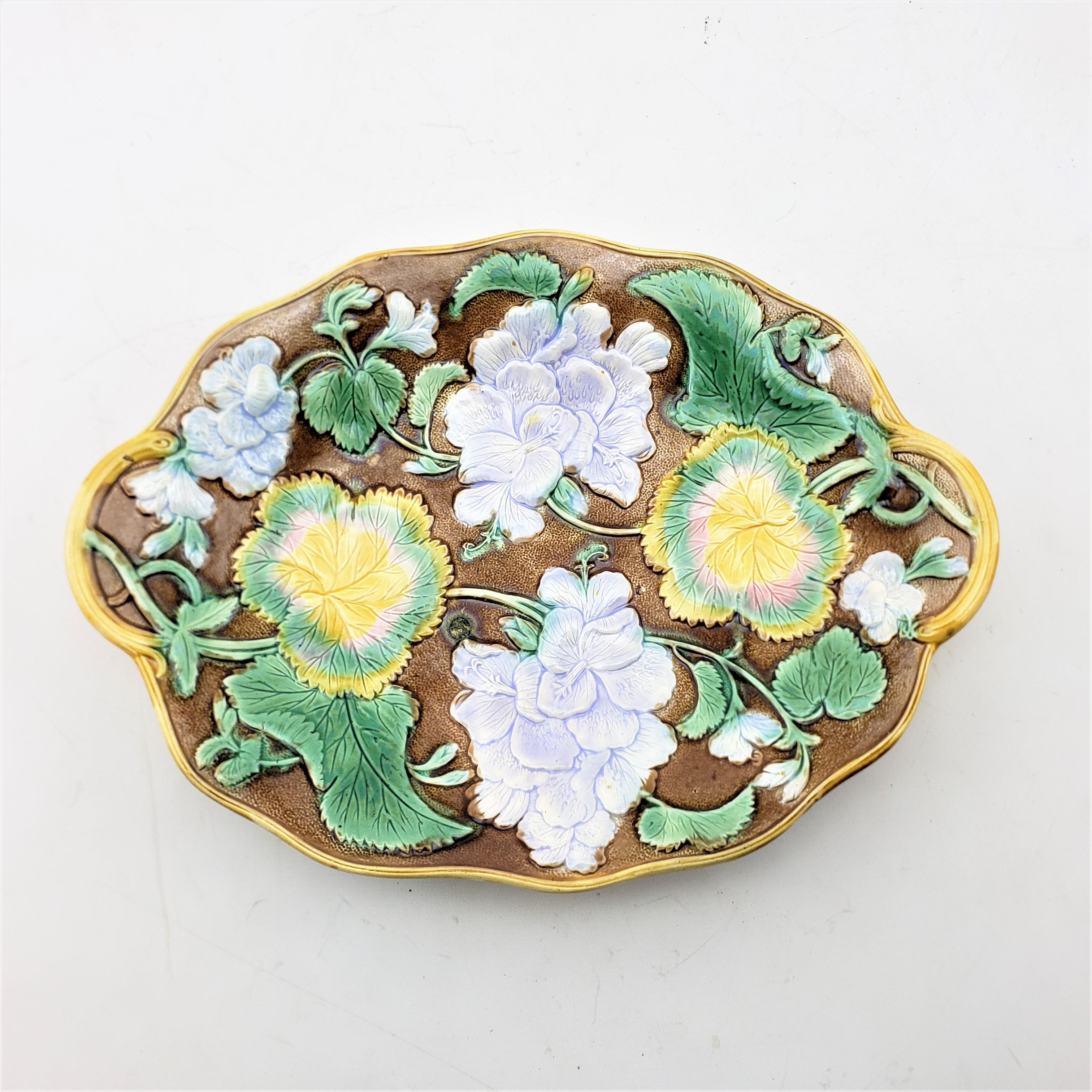 Small Antique Majolica Serving Dish or Platter with Leaf & Flower Decoration For Sale 2