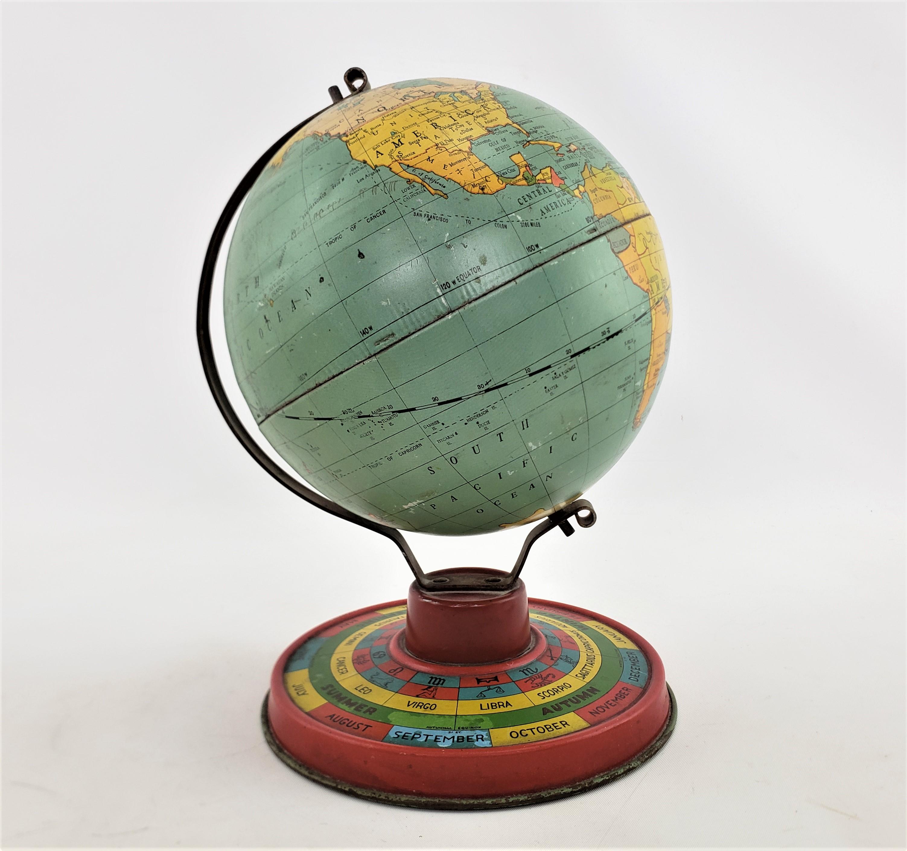 20ième siècle Petit globe terrestre ancien de bureau ou de table en métal surdimensionné avec base lithographiée